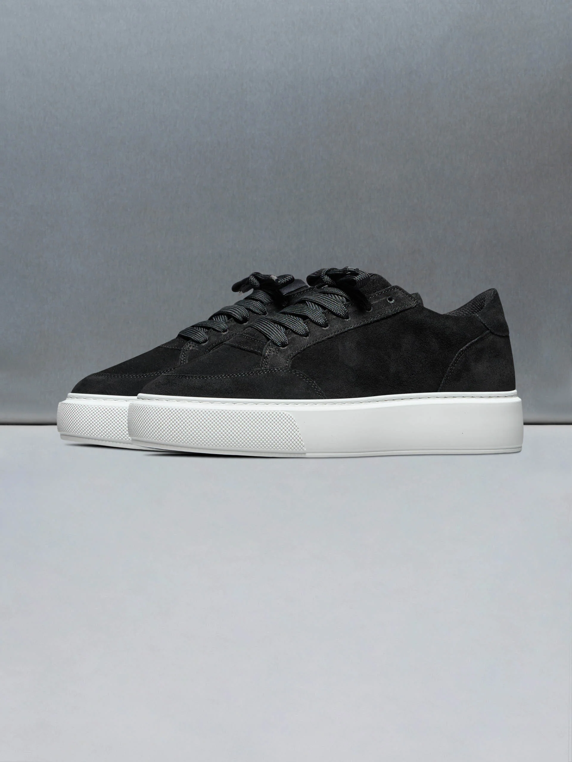 Suede Court 2.0 Trainer in Black - Image 3