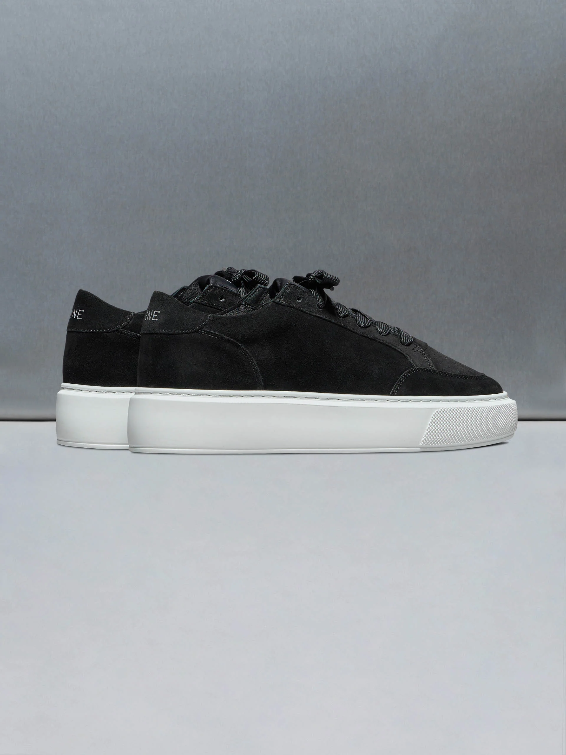 Suede Court 2.0 Trainer in Black - Image 4