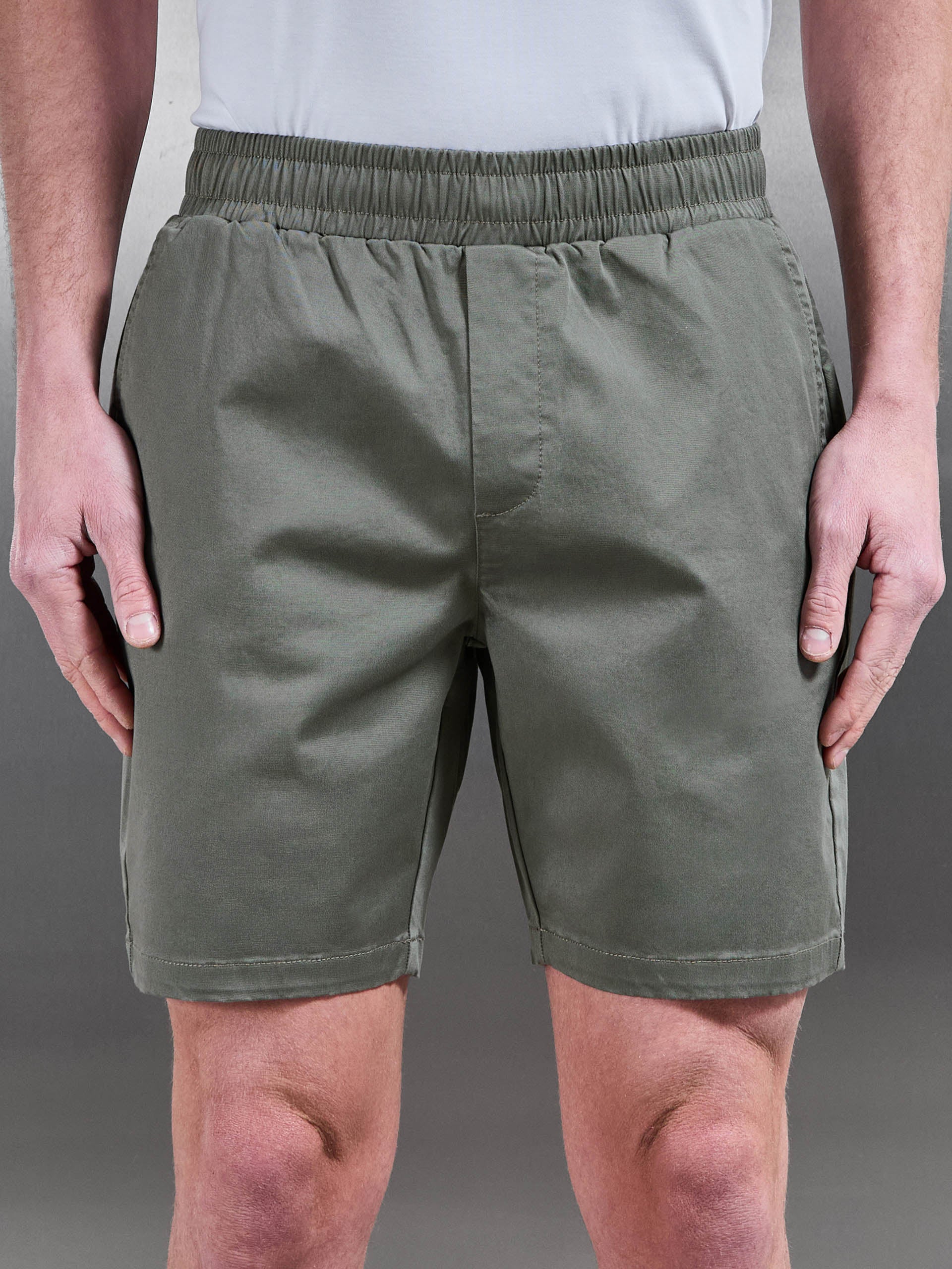 Tailored Chino Drawstring Short in Olive - Image 4
