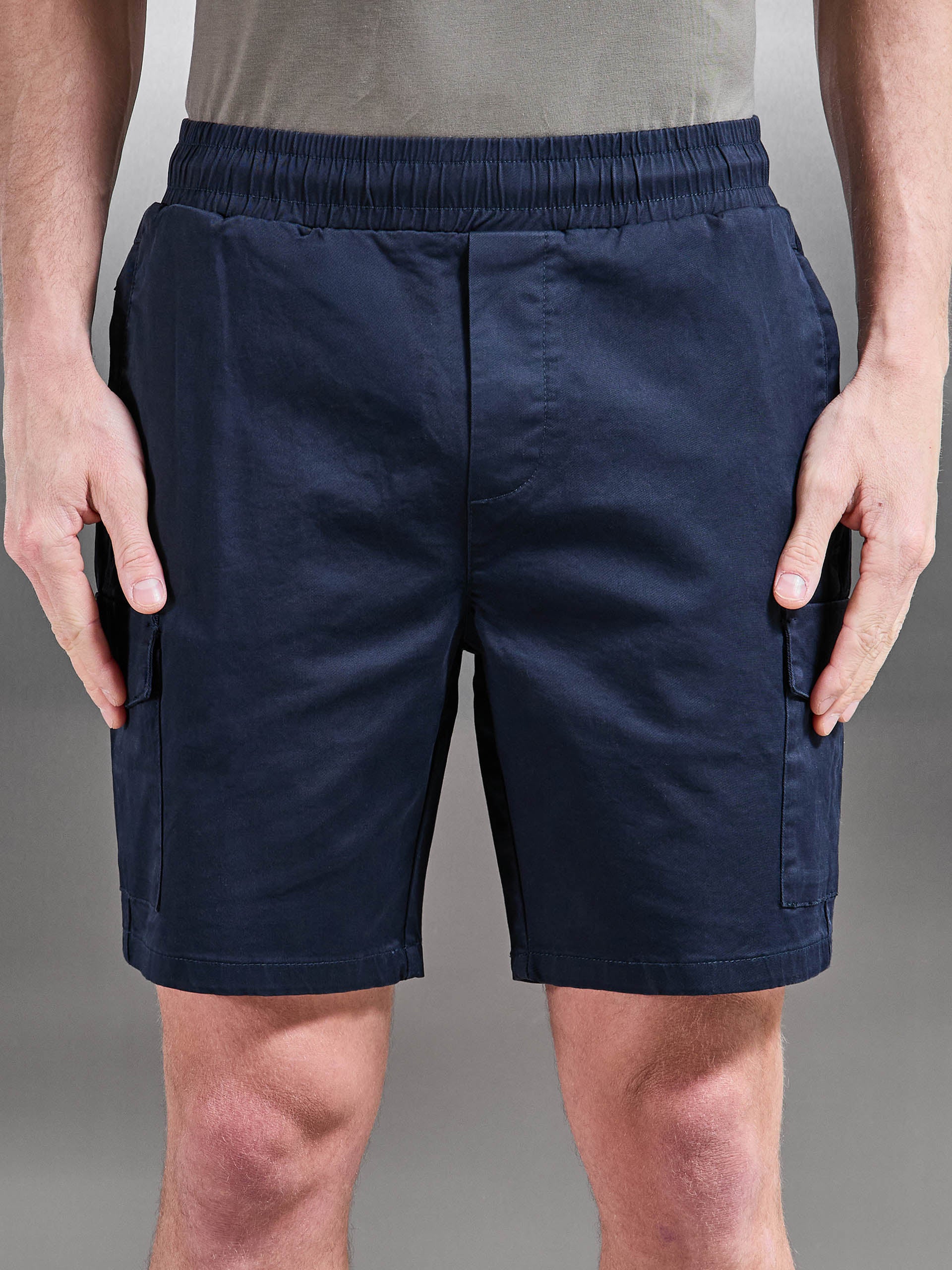 Tailored Drawstring Cargo Short in Navy - Image 4