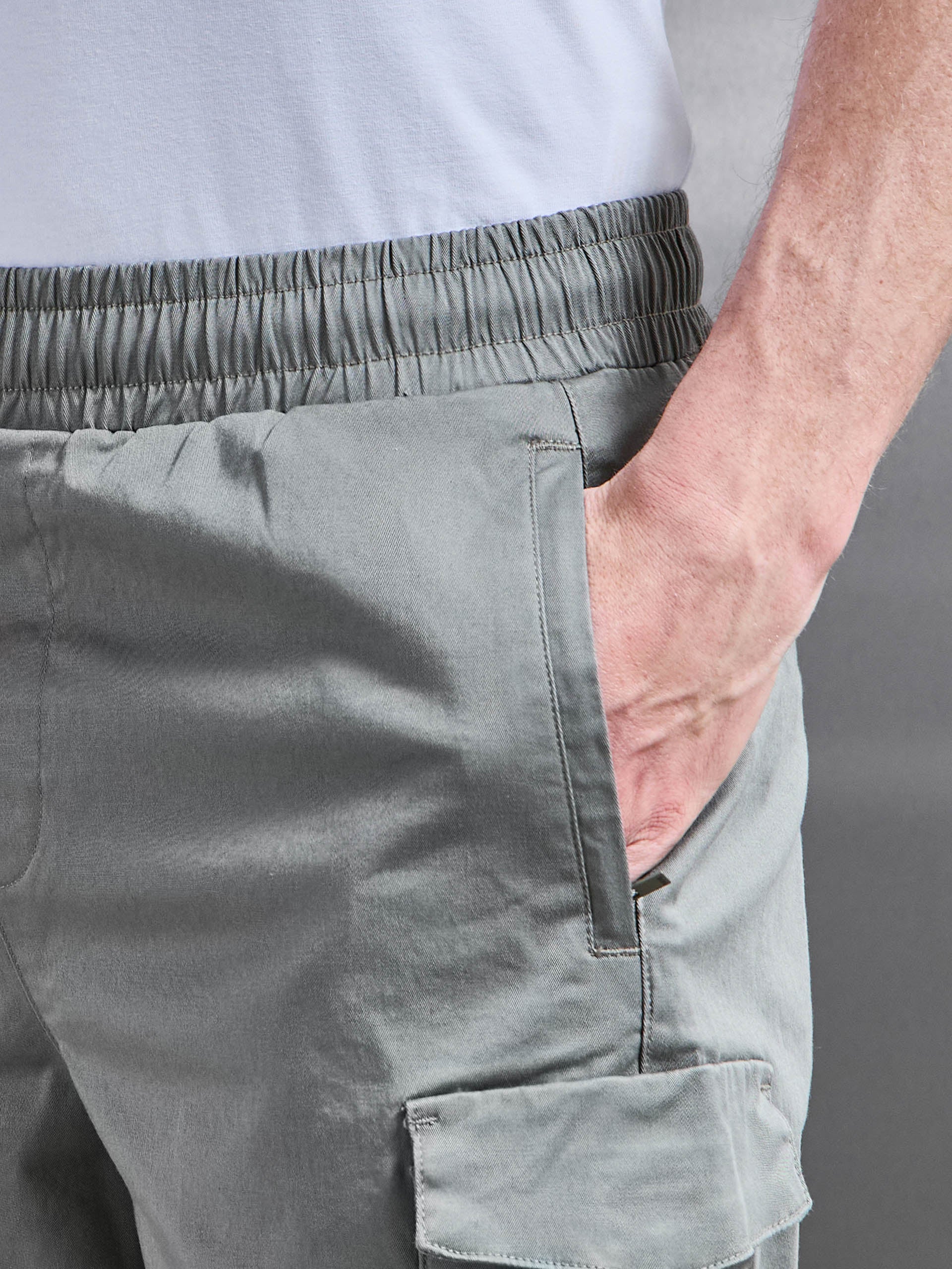 Tailored Drawstring Cargo Short in Olive - Image 5