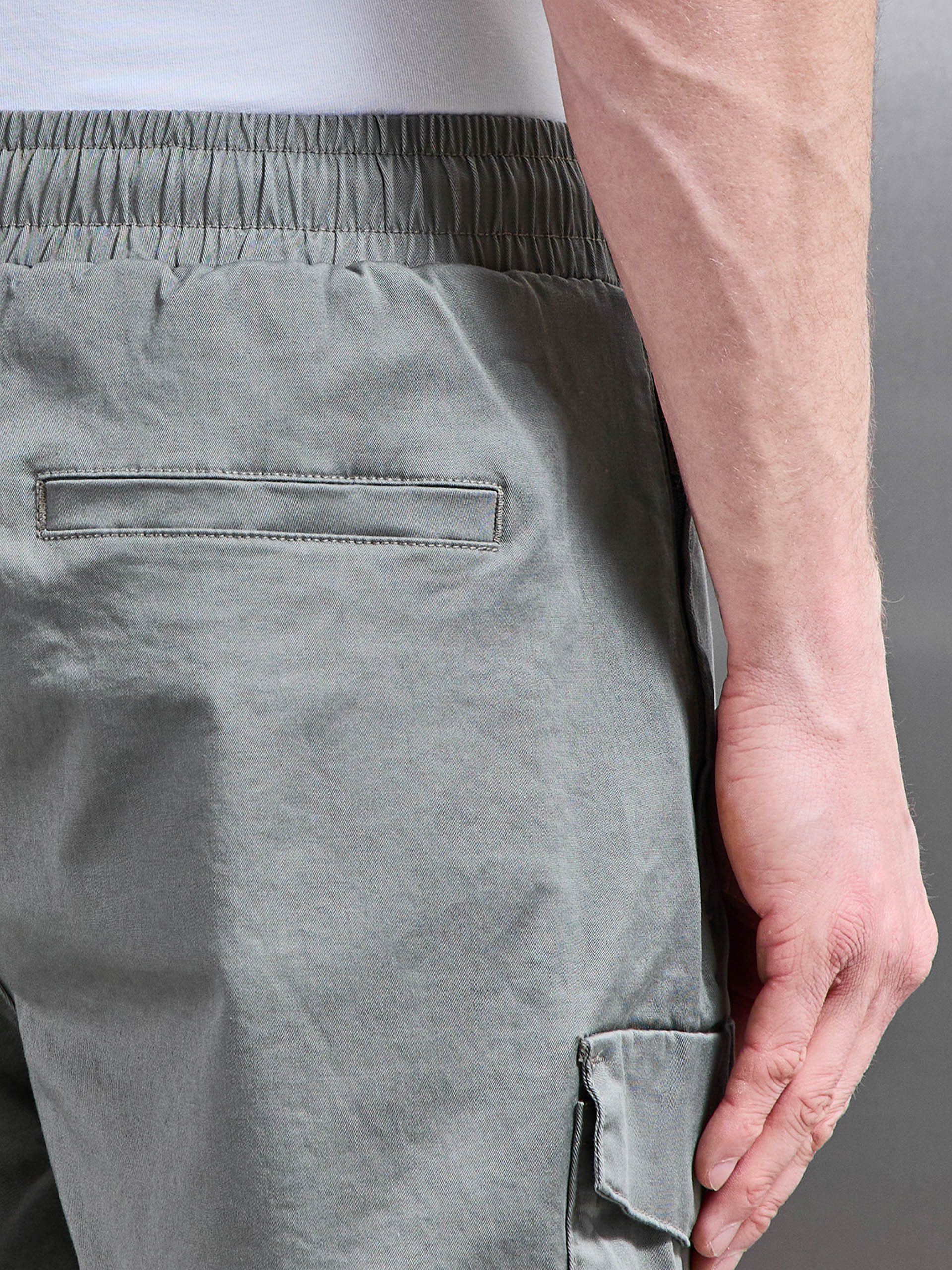 Tailored Drawstring Cargo Short in Olive - Image 6