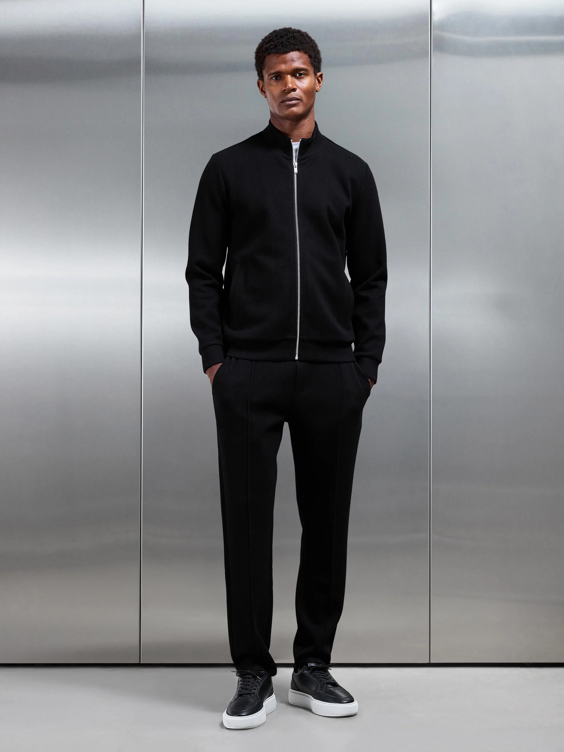 Tailored Knitted Jogger in Black - Image 2