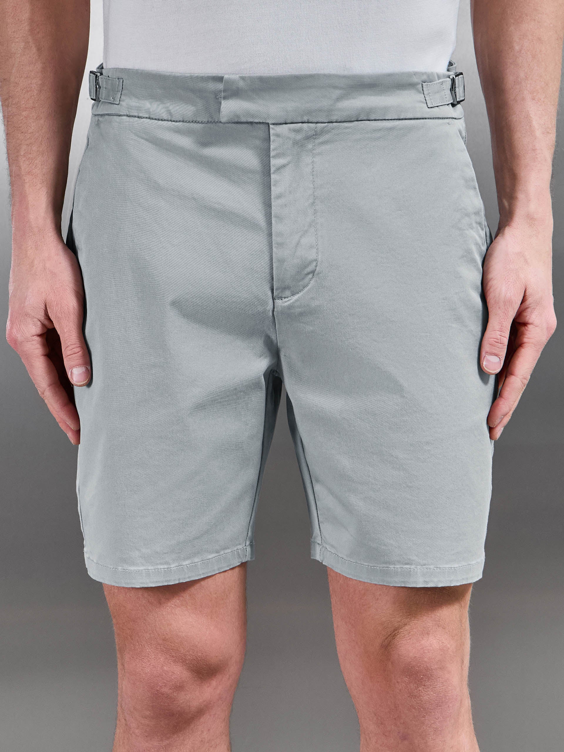 Tailored Side Adjuster Chino Short in Stone - Image 3