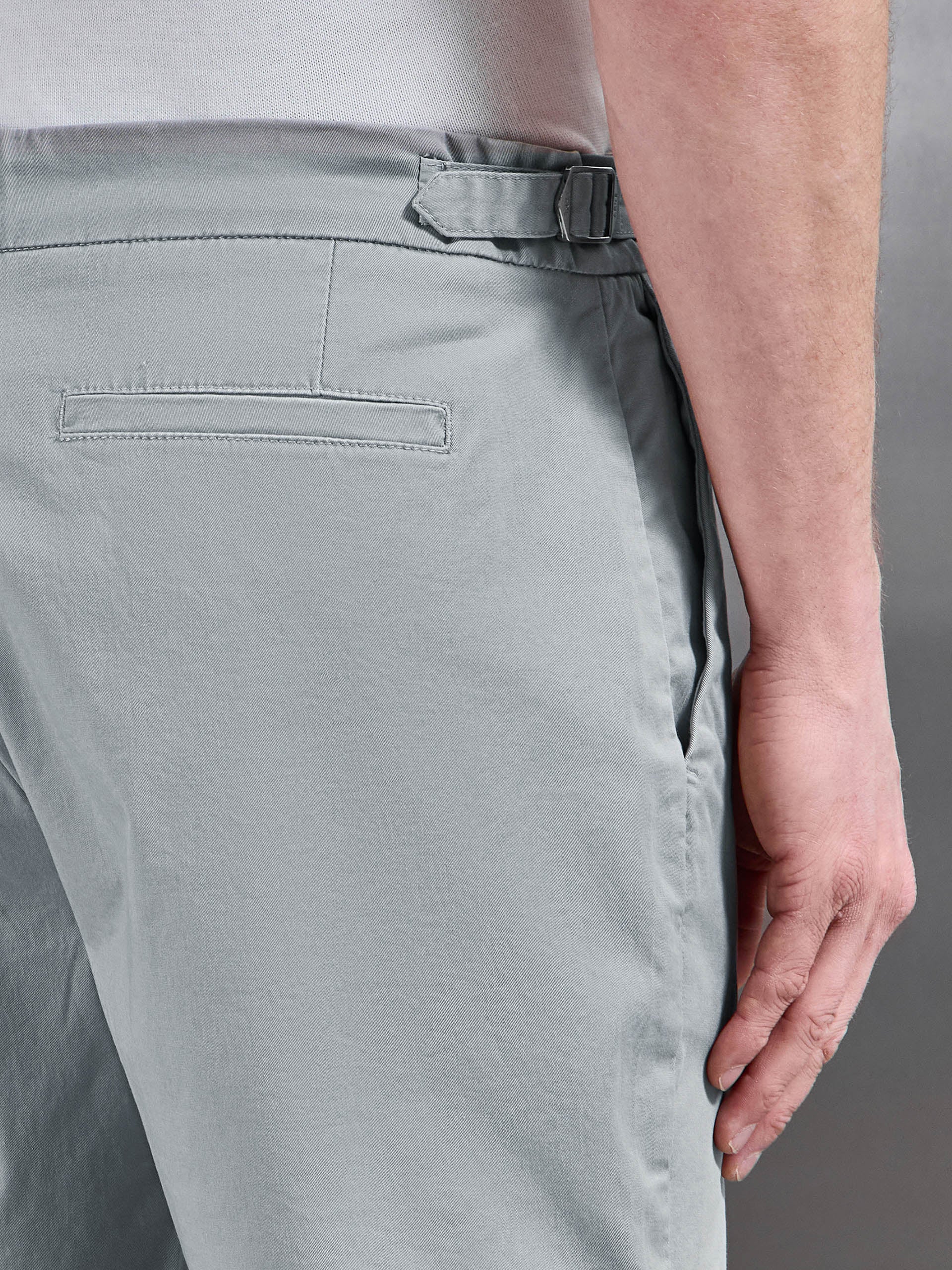 Tailored Side Adjuster Chino Short in Stone - Image 5