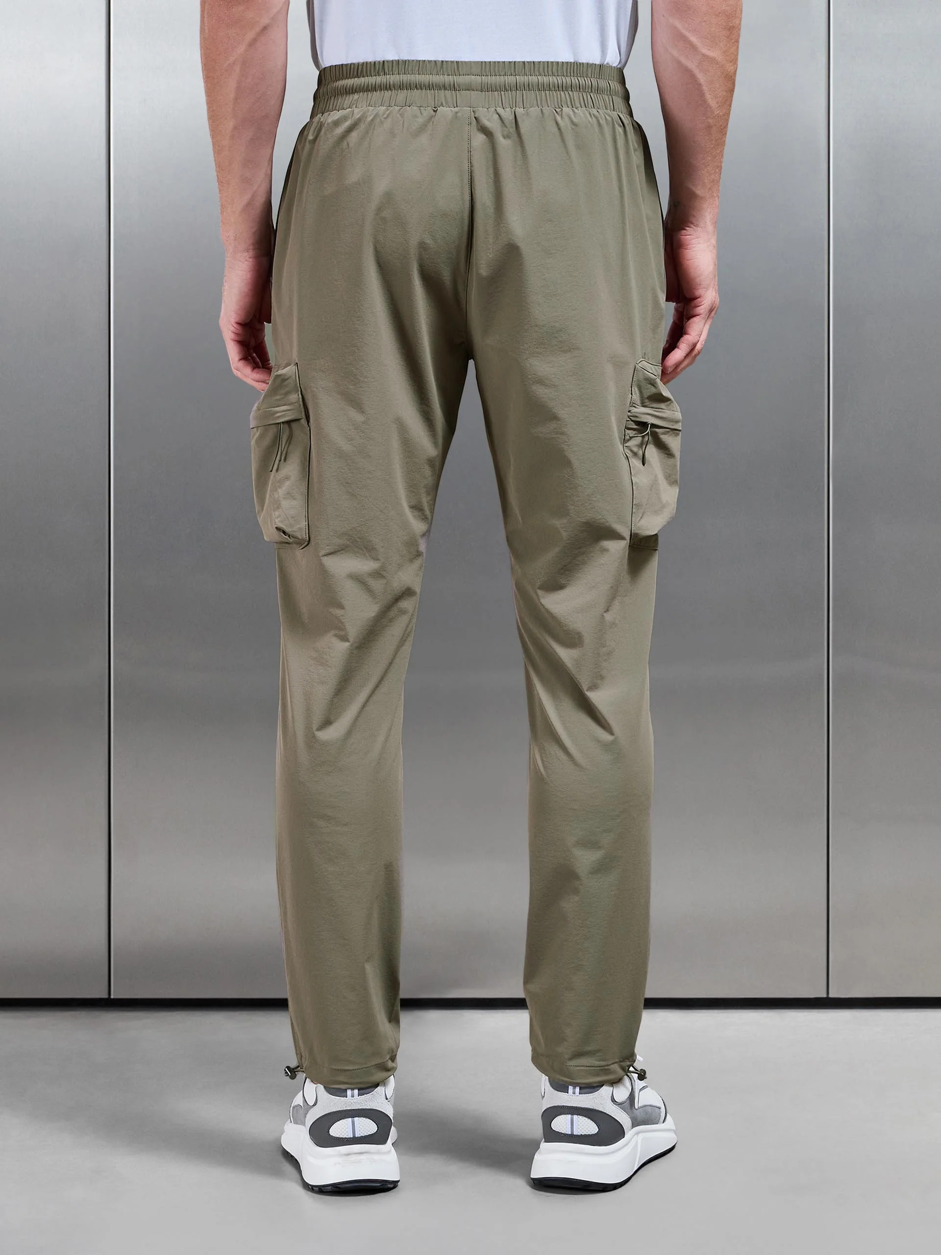 Technical 3D Cargo Pant in Olive - Image 3