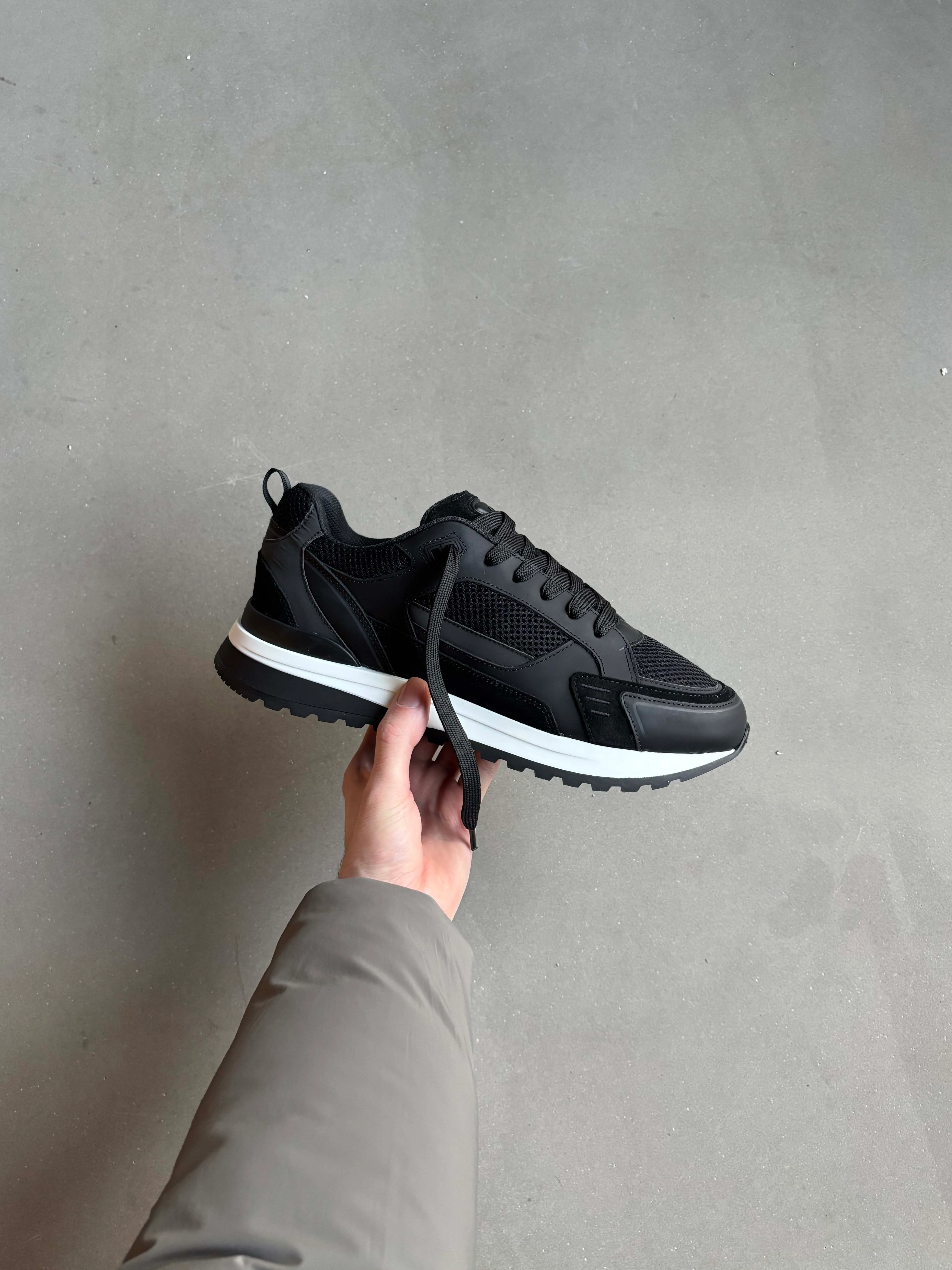 Technical Racer in Black - Image 6