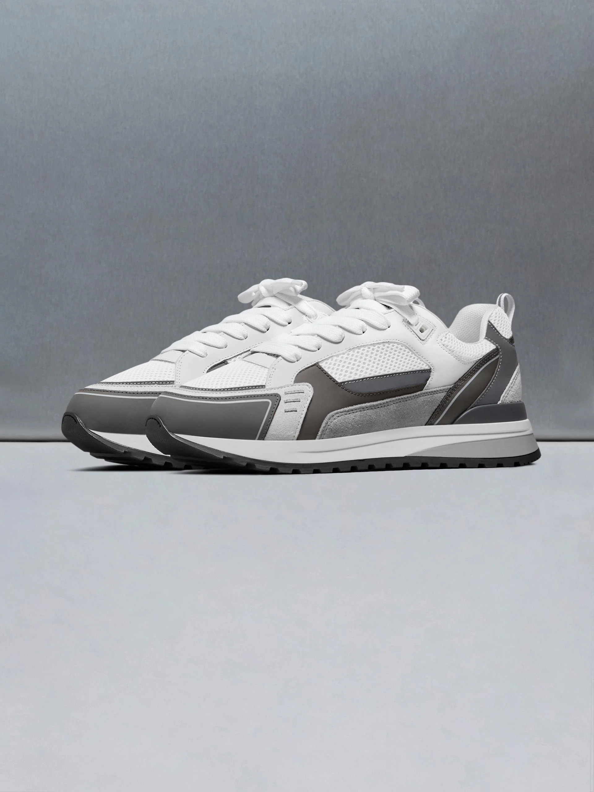 Technical Racer in White Grey - Image 3