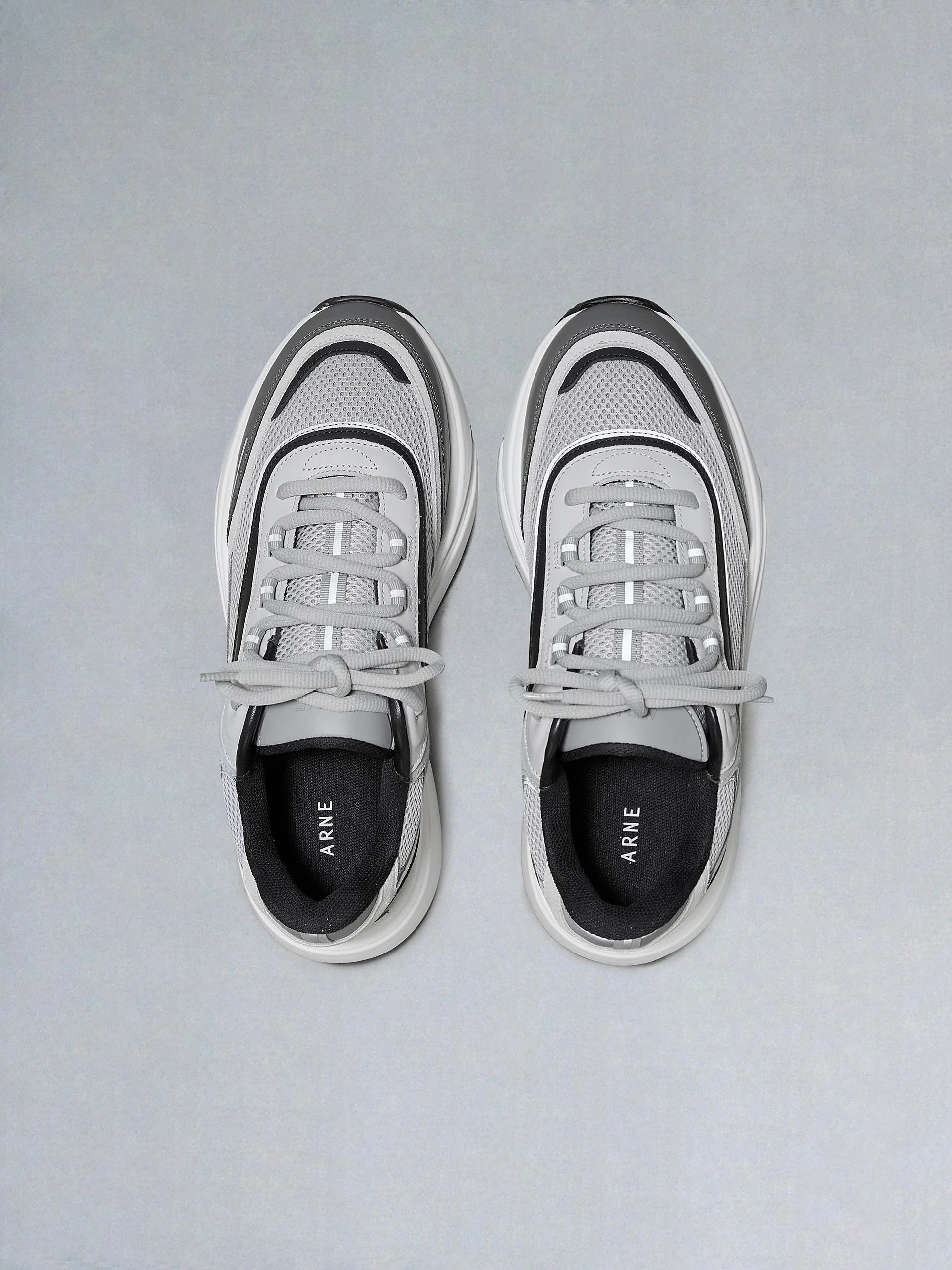 Technical Runner 2.0 in Grey Black - Image 5