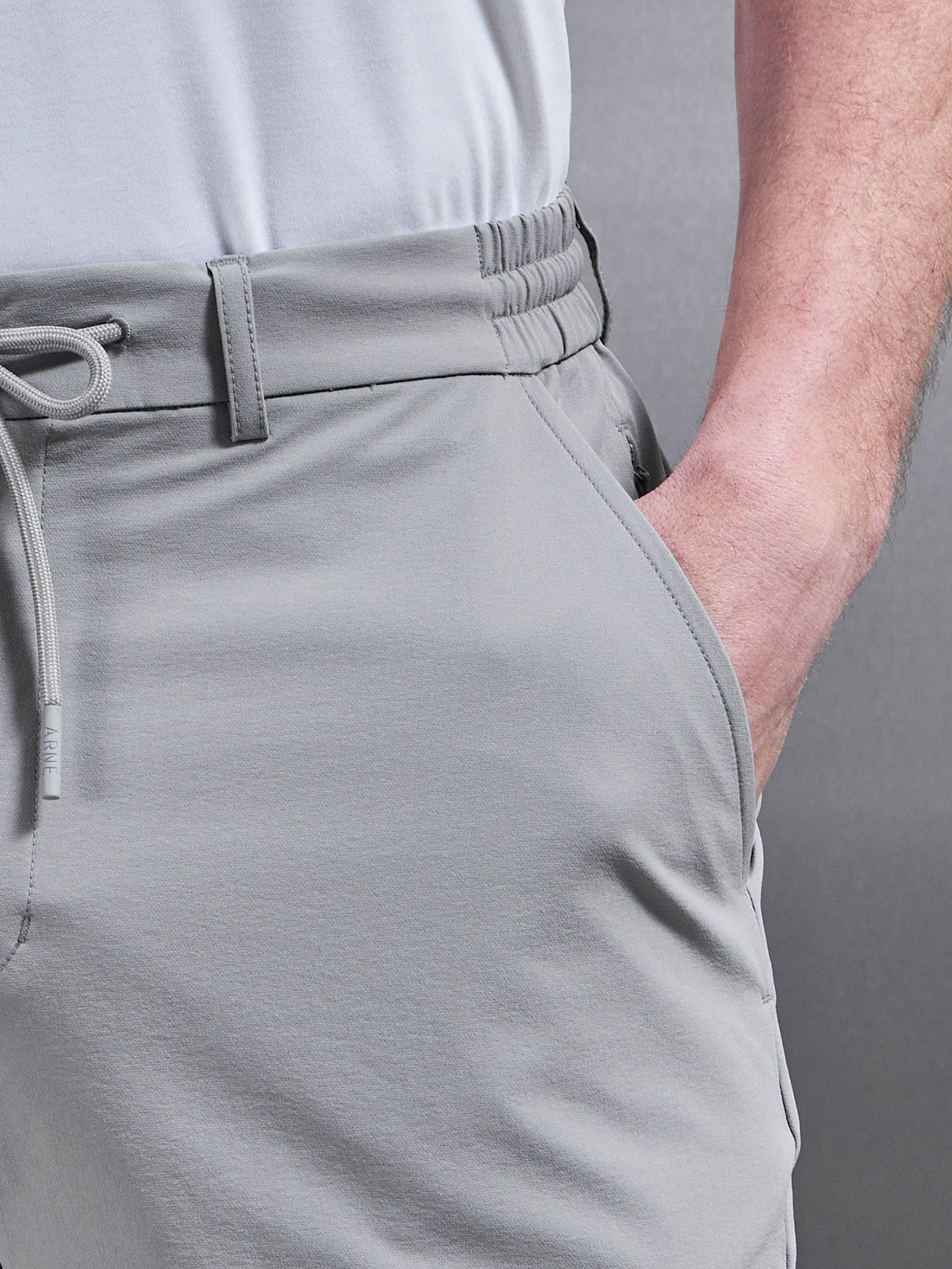 Technical Stretch Chino Short in Mid Grey - Image 5