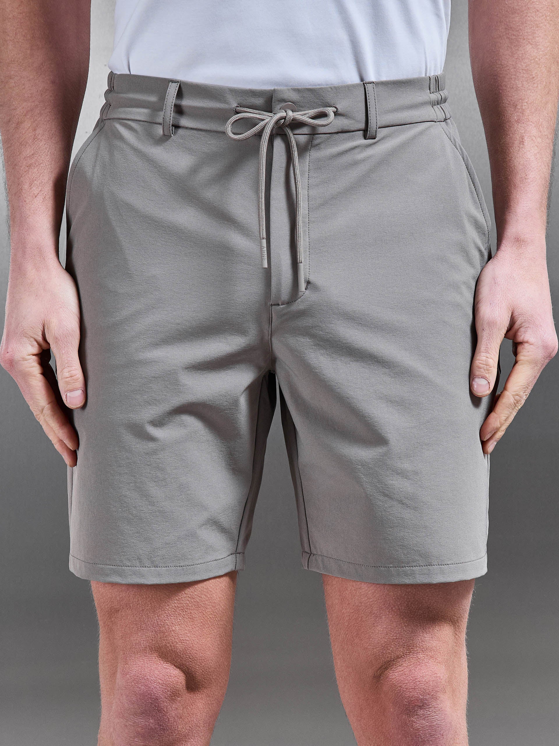 Technical Stretch Chino Short in Taupe - Image 4