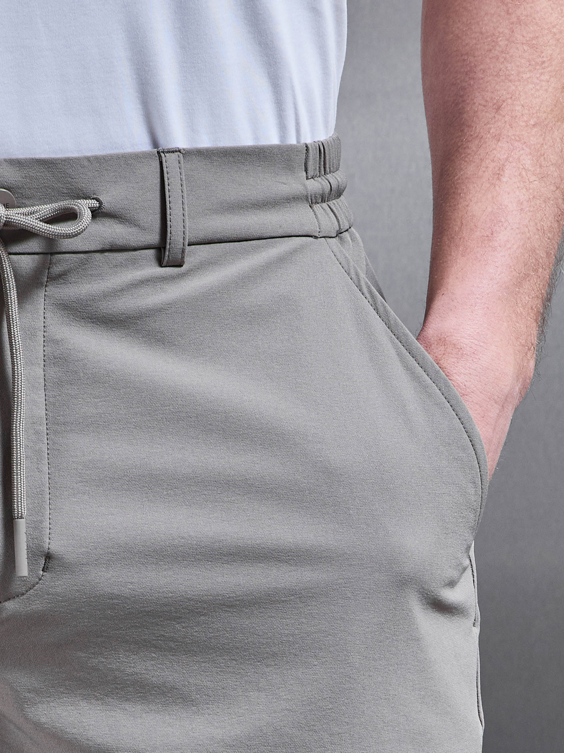 Technical Stretch Chino Short in Taupe - Image 5