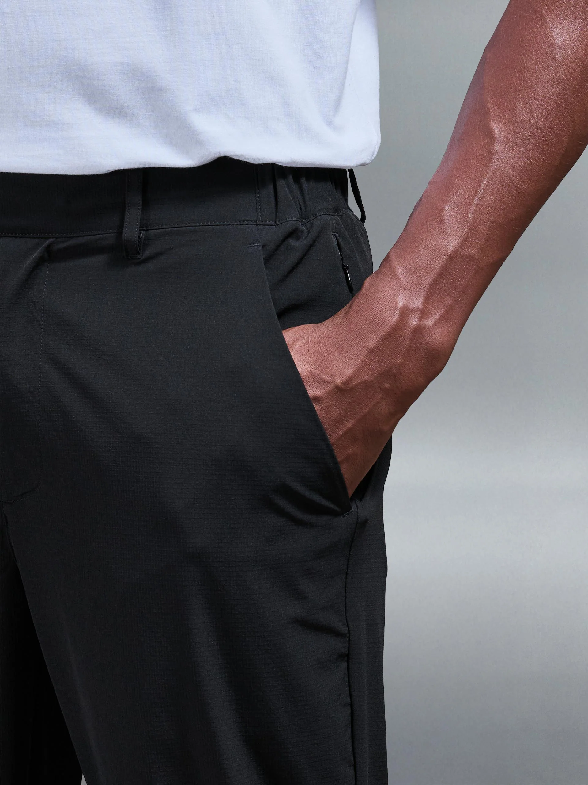 Technical Tailored Trouser in Black - Image 5