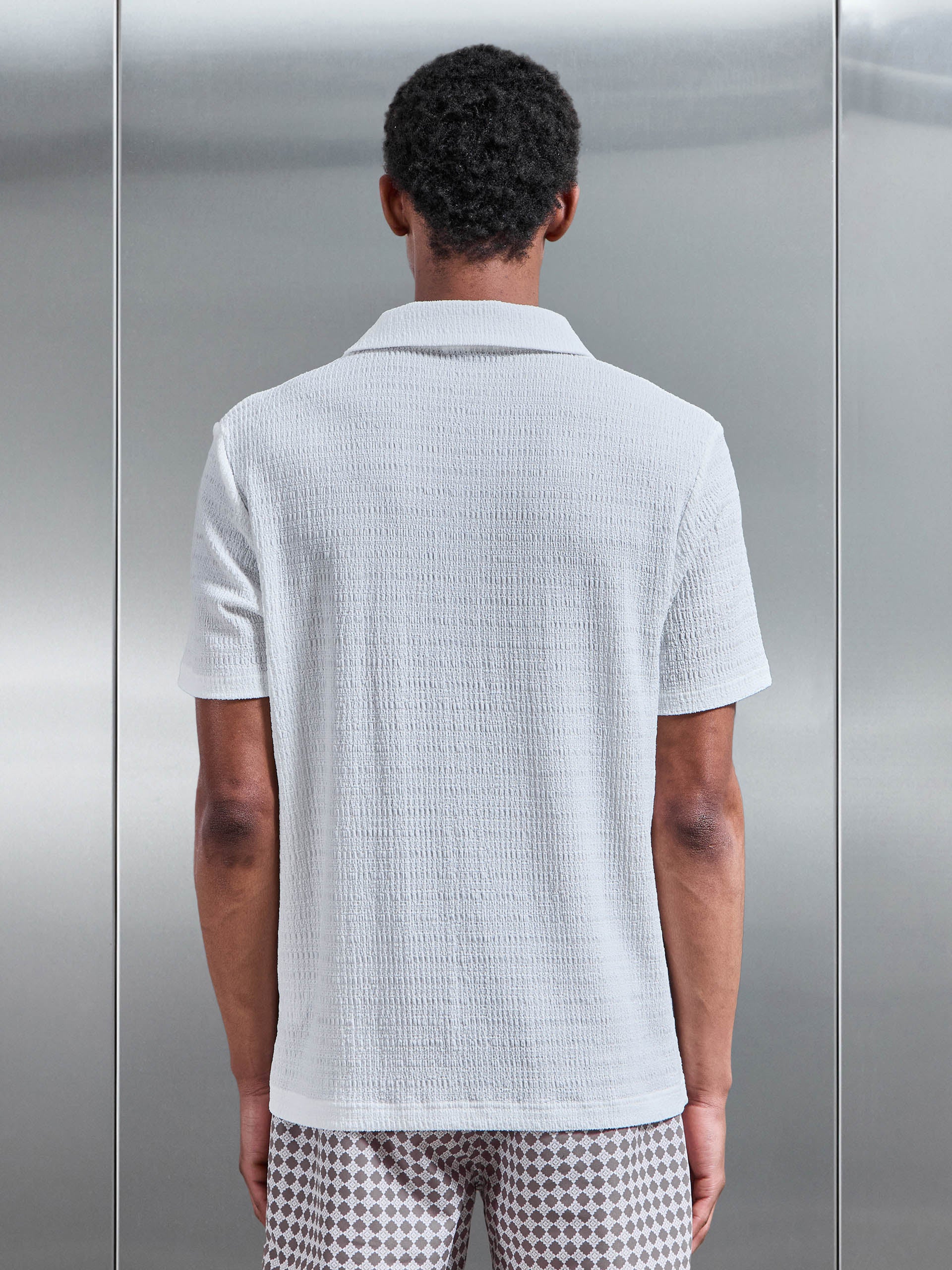 To The Beach Revere Collar Shirt in White - Image 3