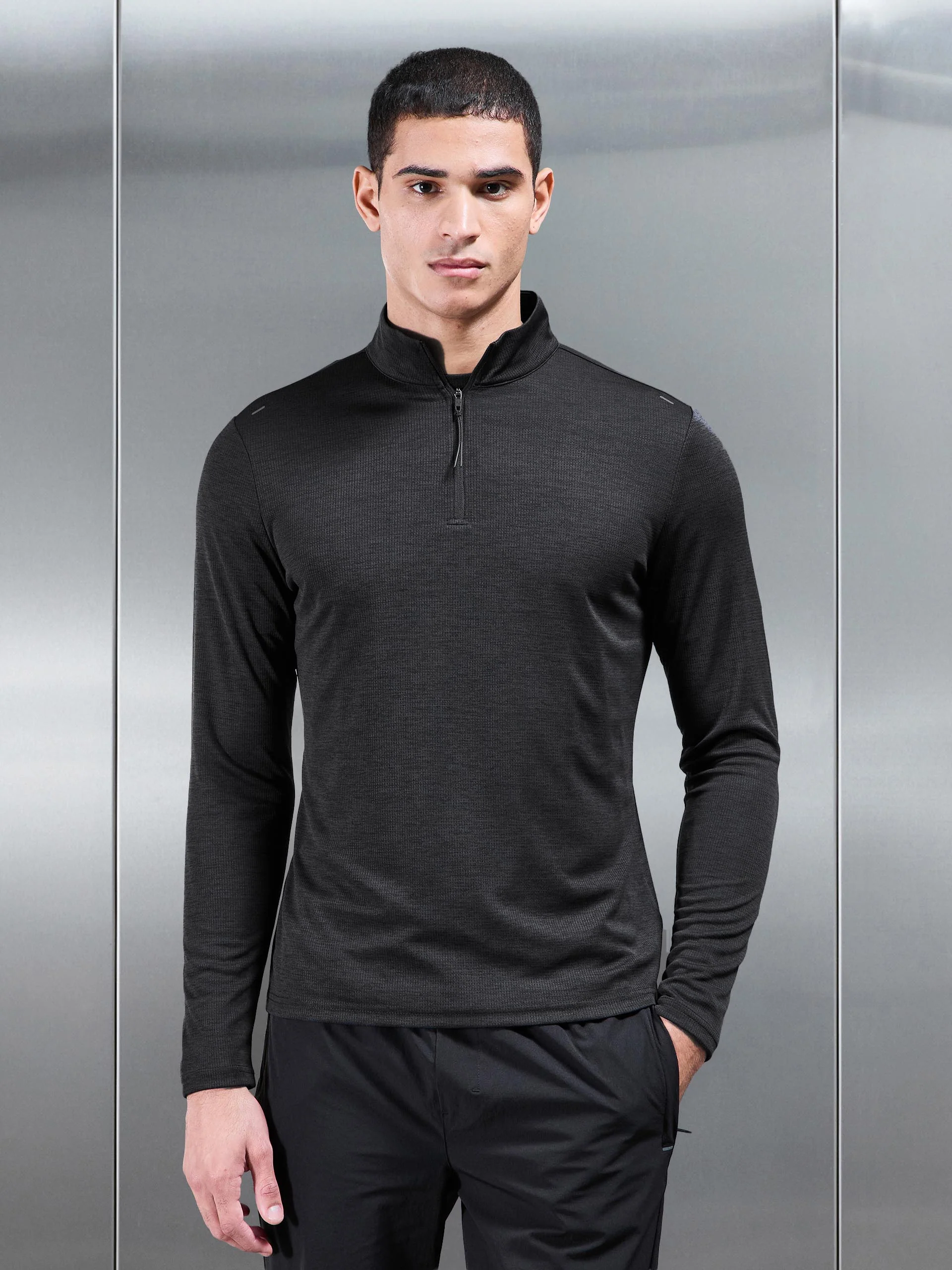 Trail Half Zip in Black - Image 3