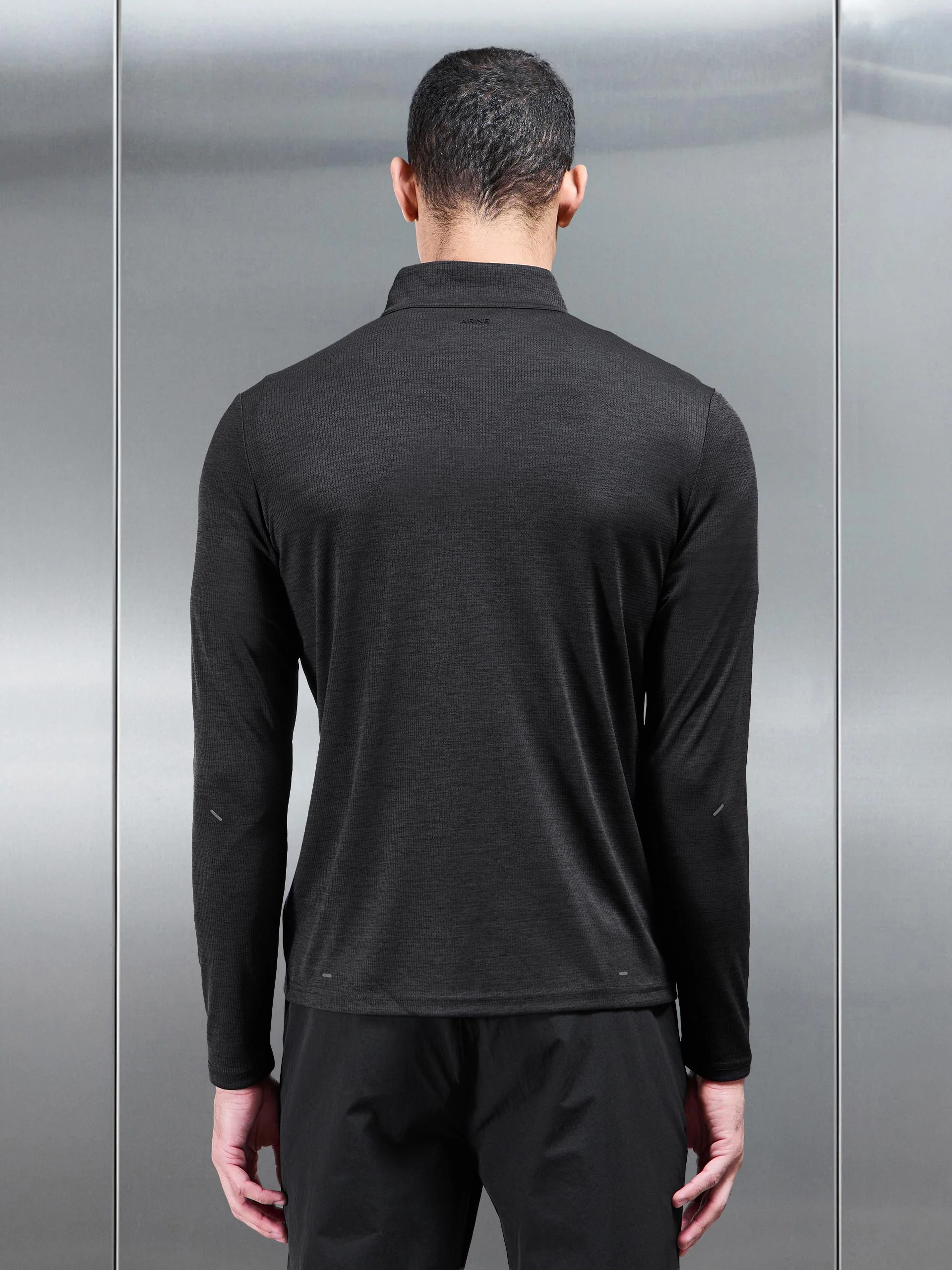 Trail Half Zip in Black - Image 5