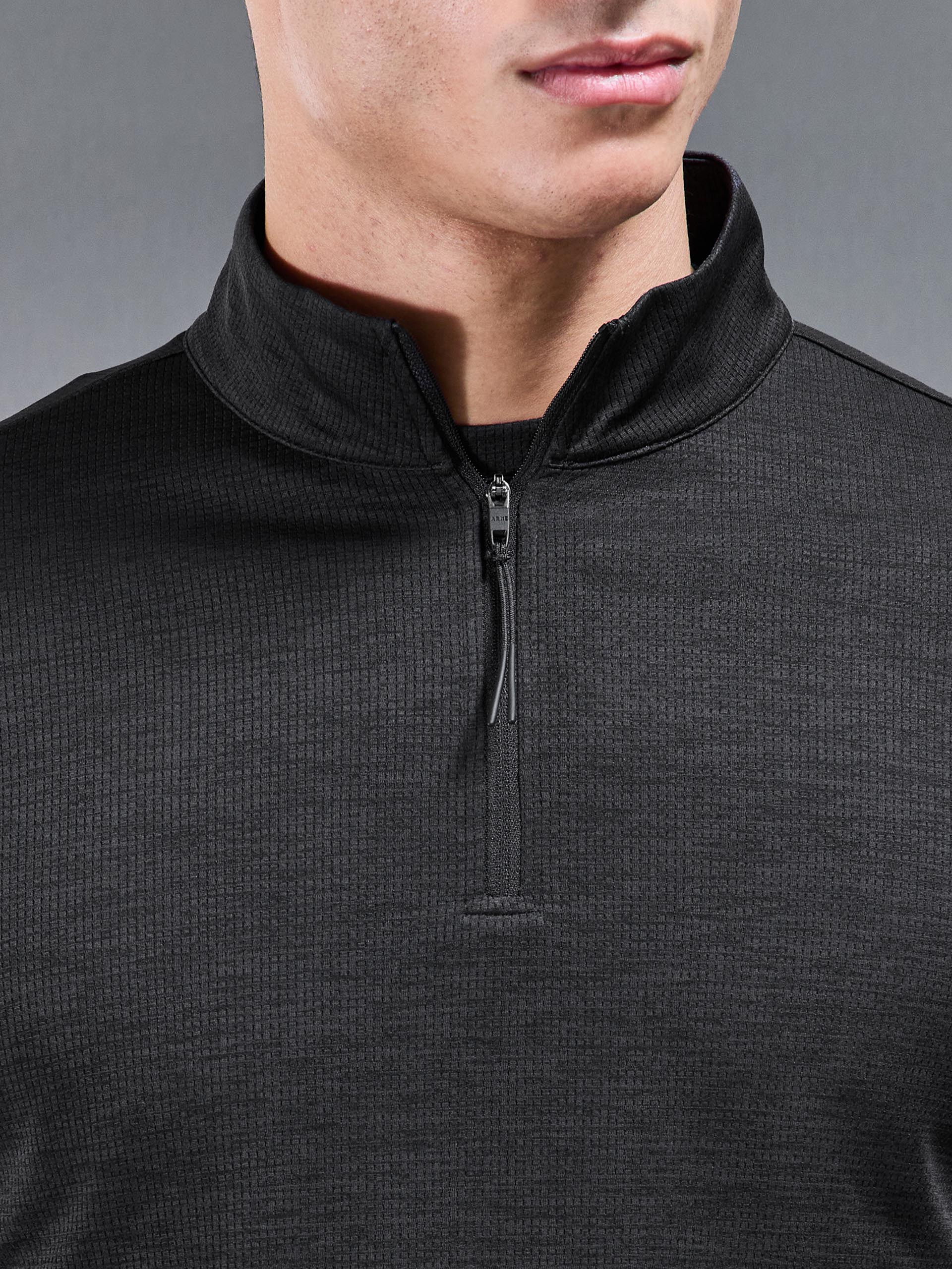 Trail Half Zip in Black - Image 6