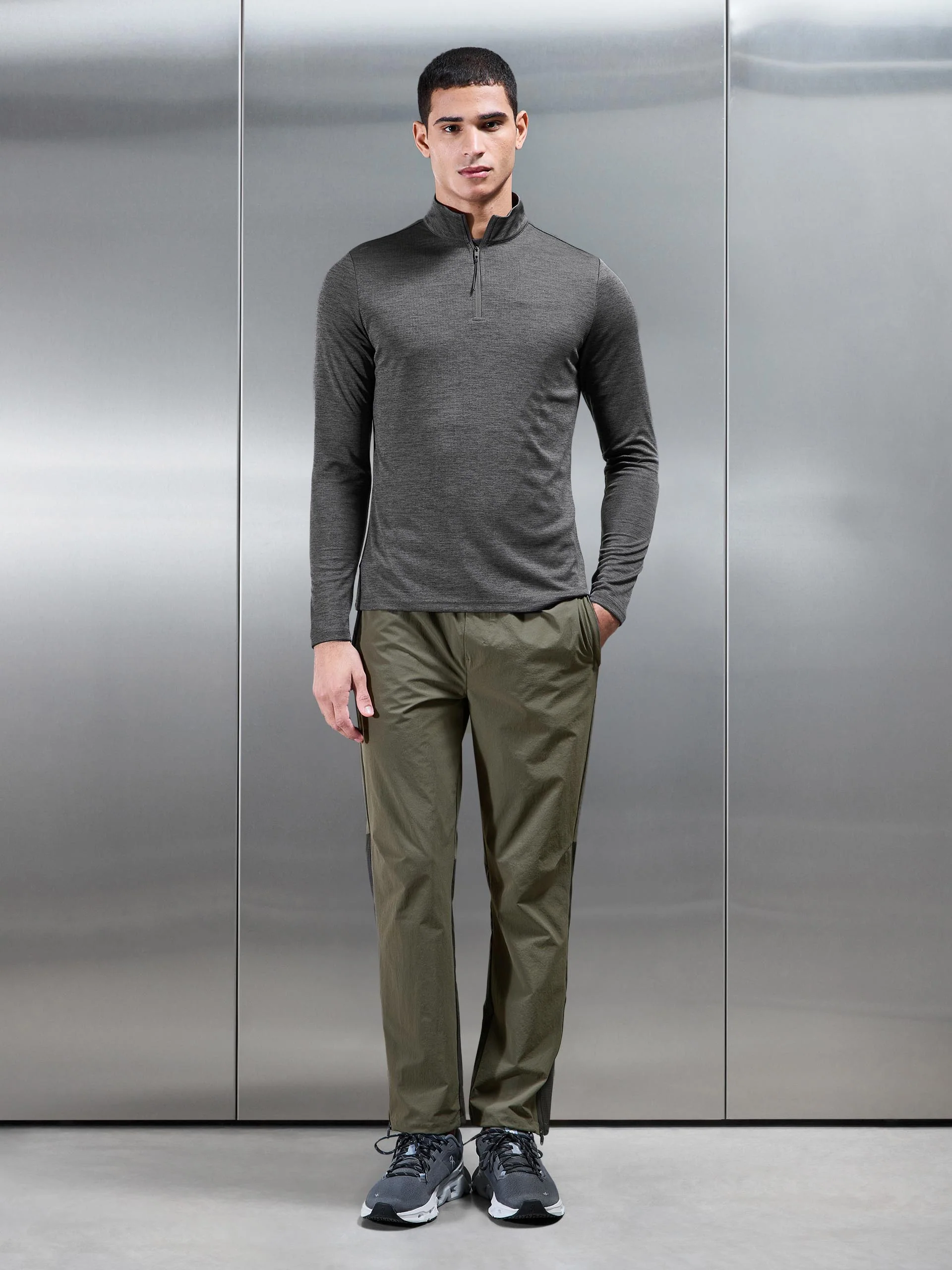 Trail Half Zip in Charcoal - Image 4