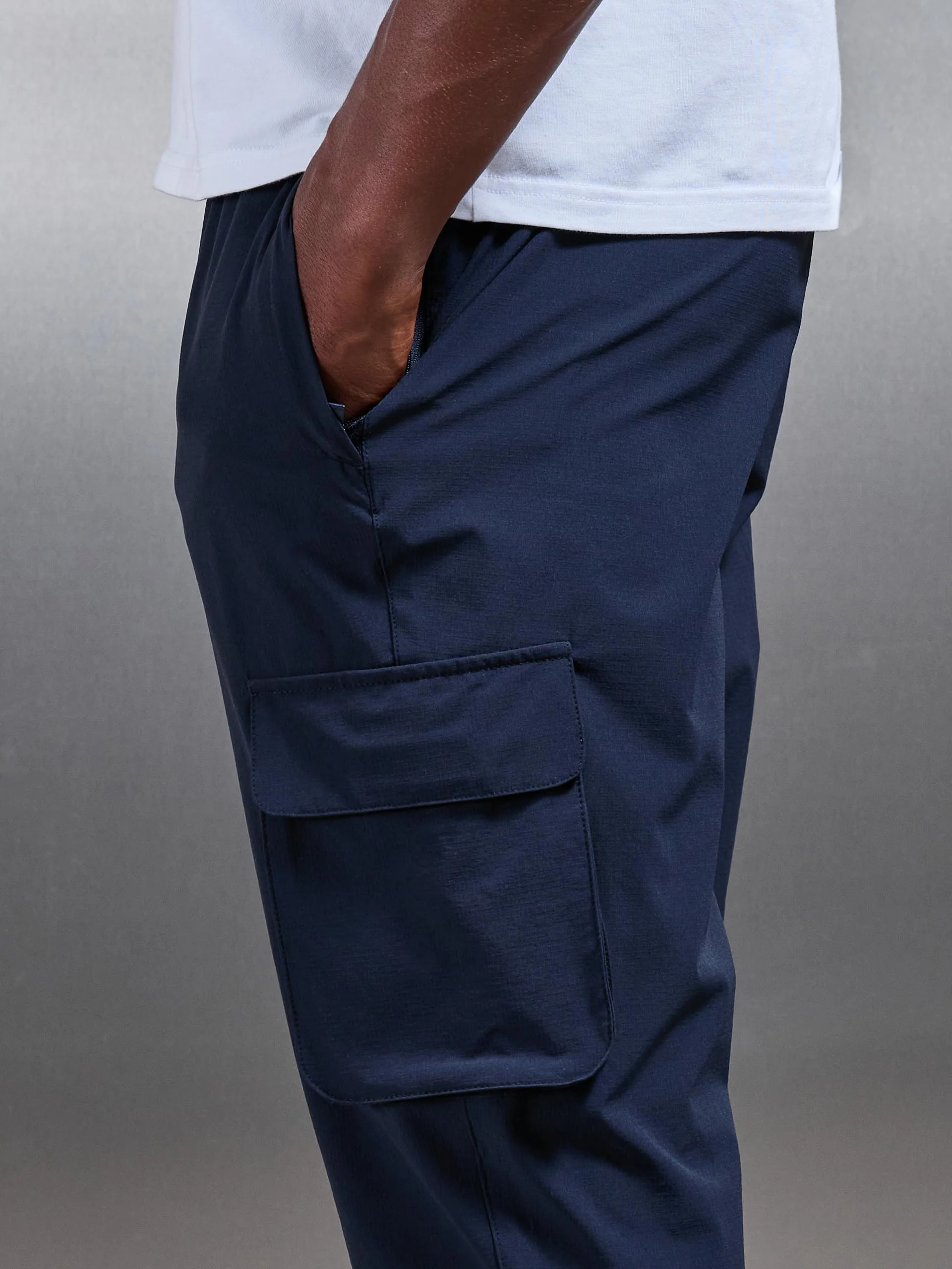 Utility Cargo Pant in Navy - Image 4