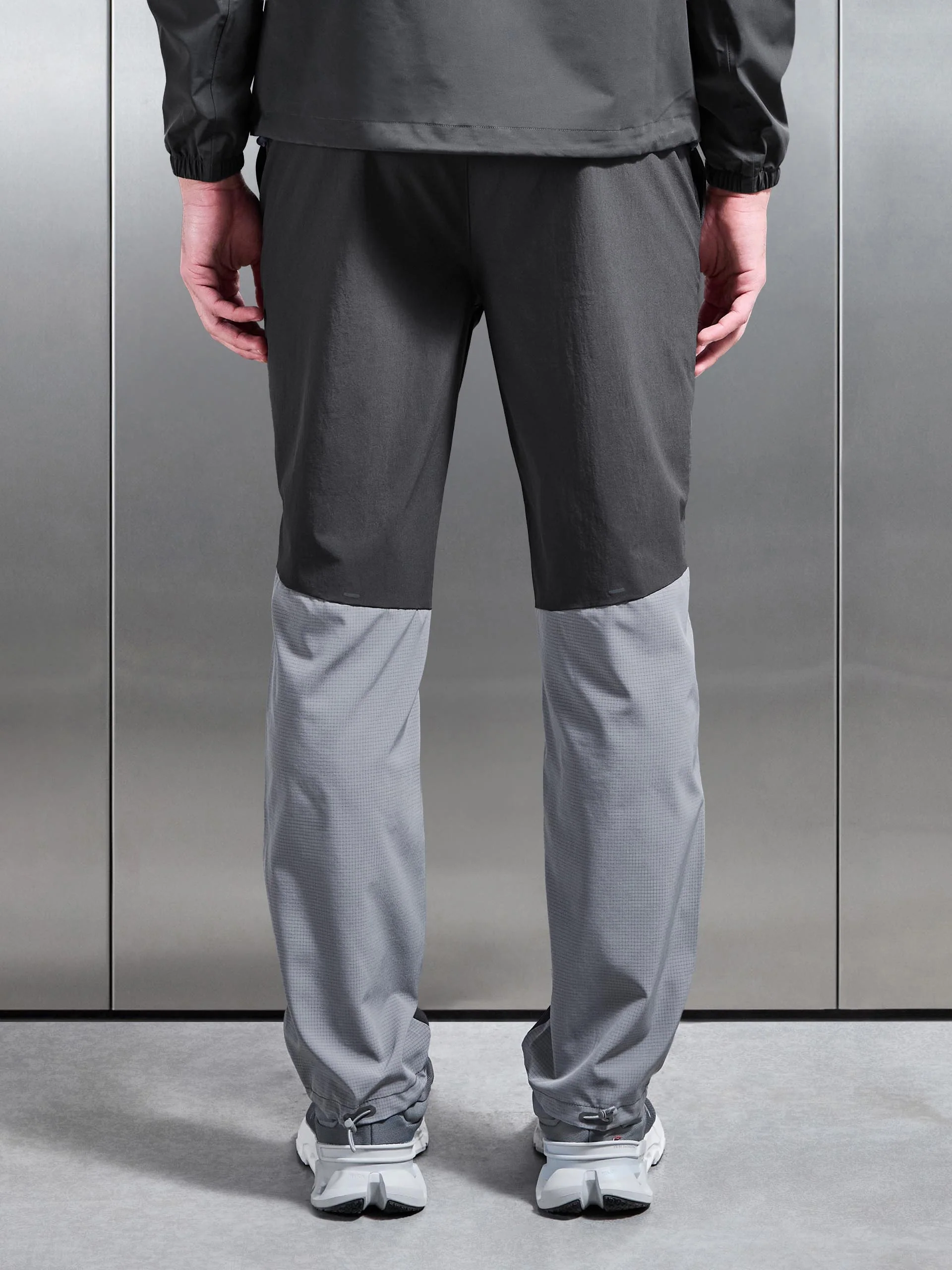 Utility Trail Trackpant in Grey - Image 5