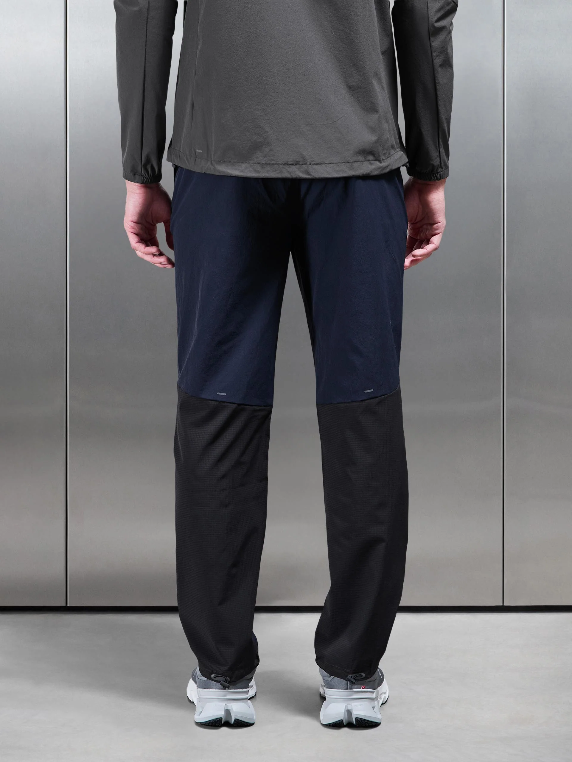 Utility Trail Trackpant in Navy - Image 5