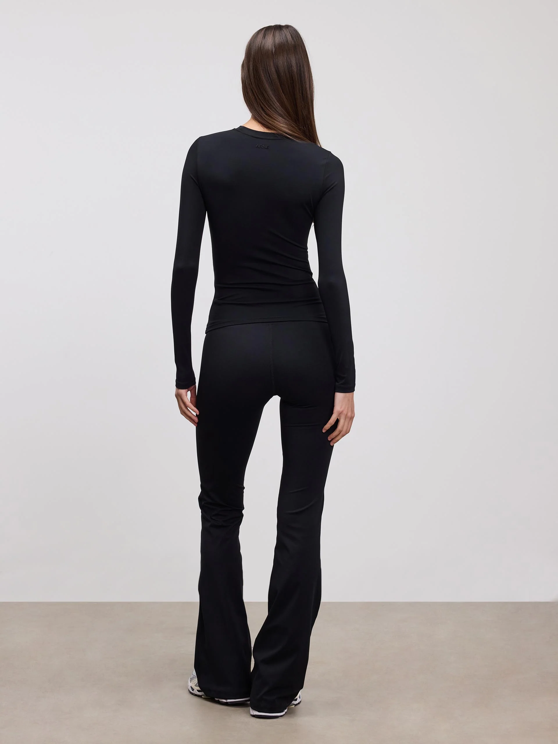 Womens Active Long Sleeve T-Shirt in Black - Image 3