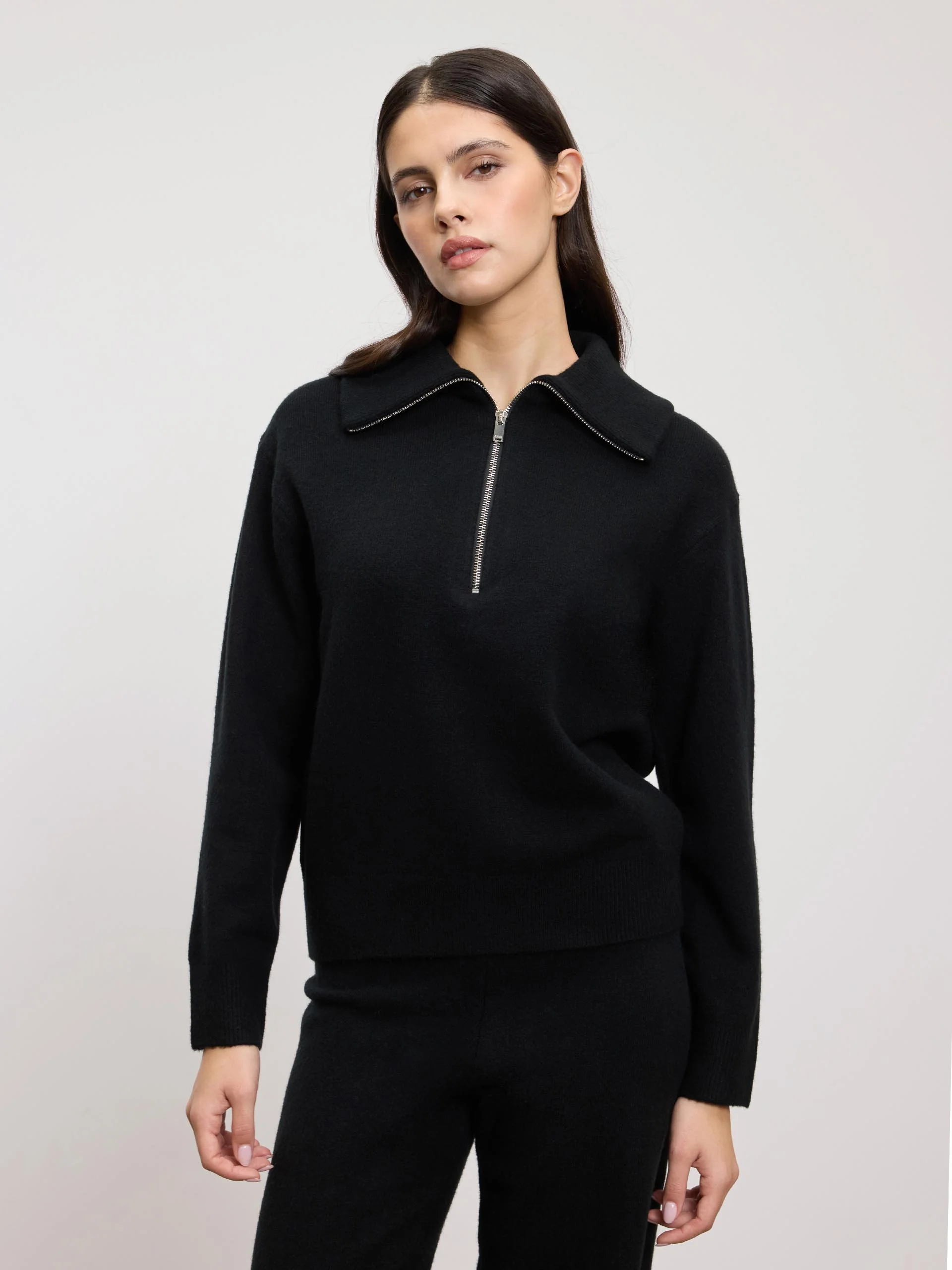 Womens Chunky Wool Half Zip in Black - Image 5