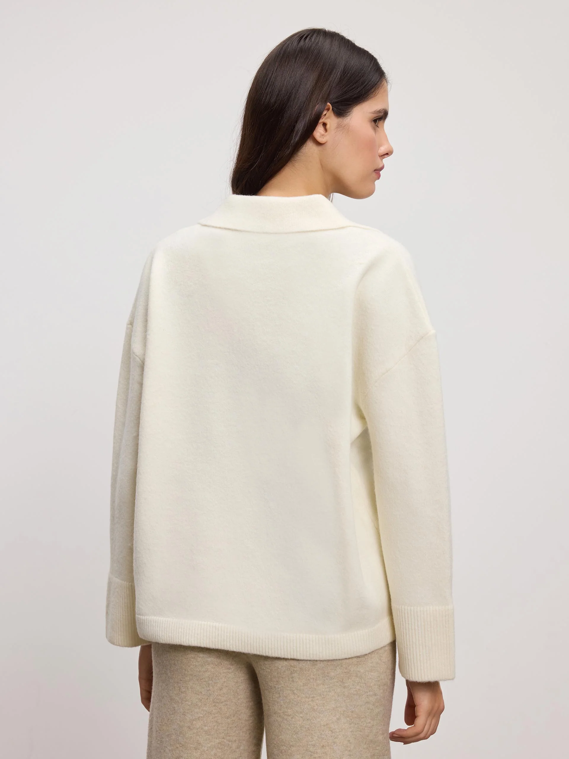 Womens Chunky Wool Revere Collar Polo in White - Image 3