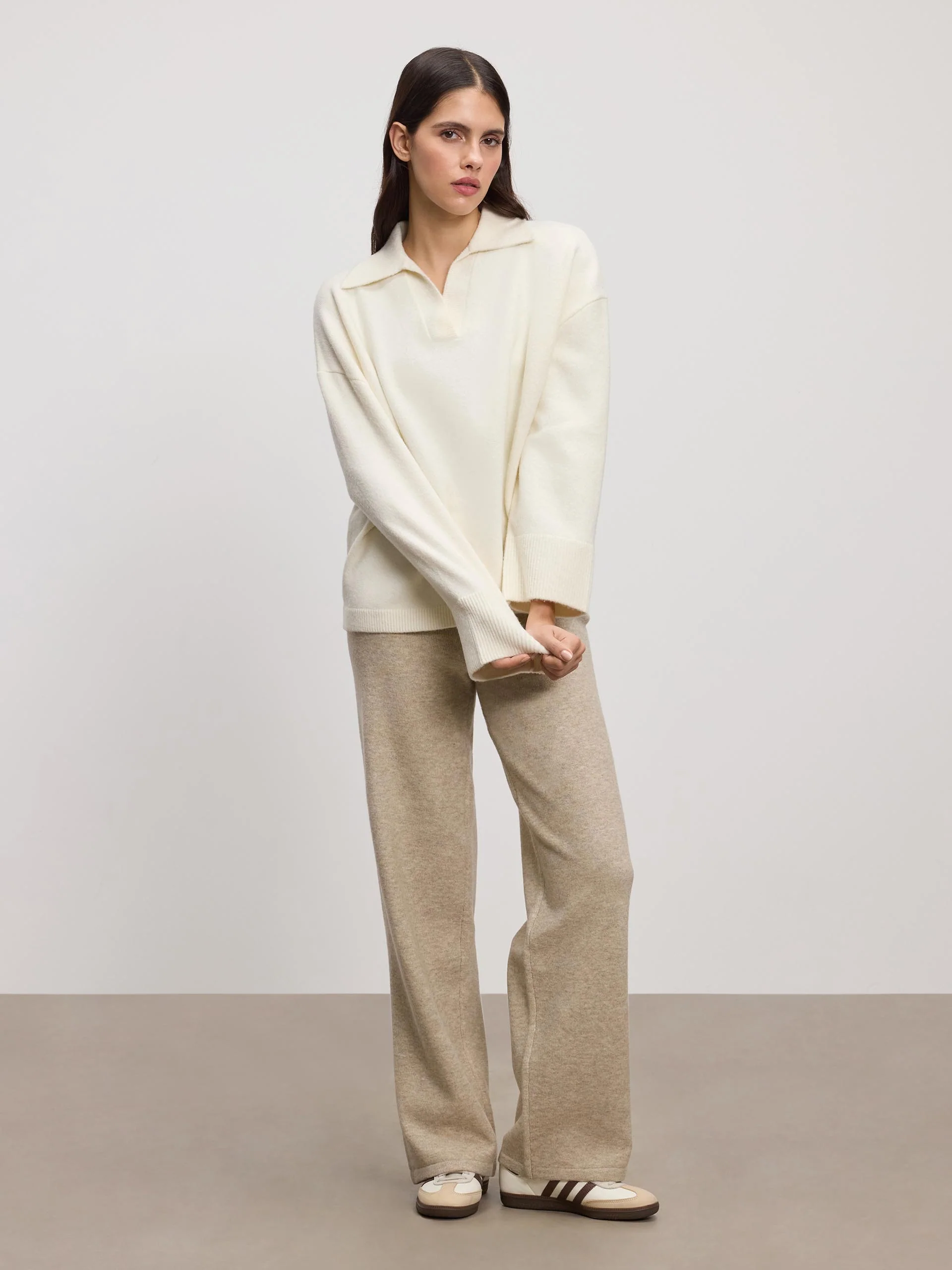 Womens Chunky Wool Revere Collar Polo in White - Image 5
