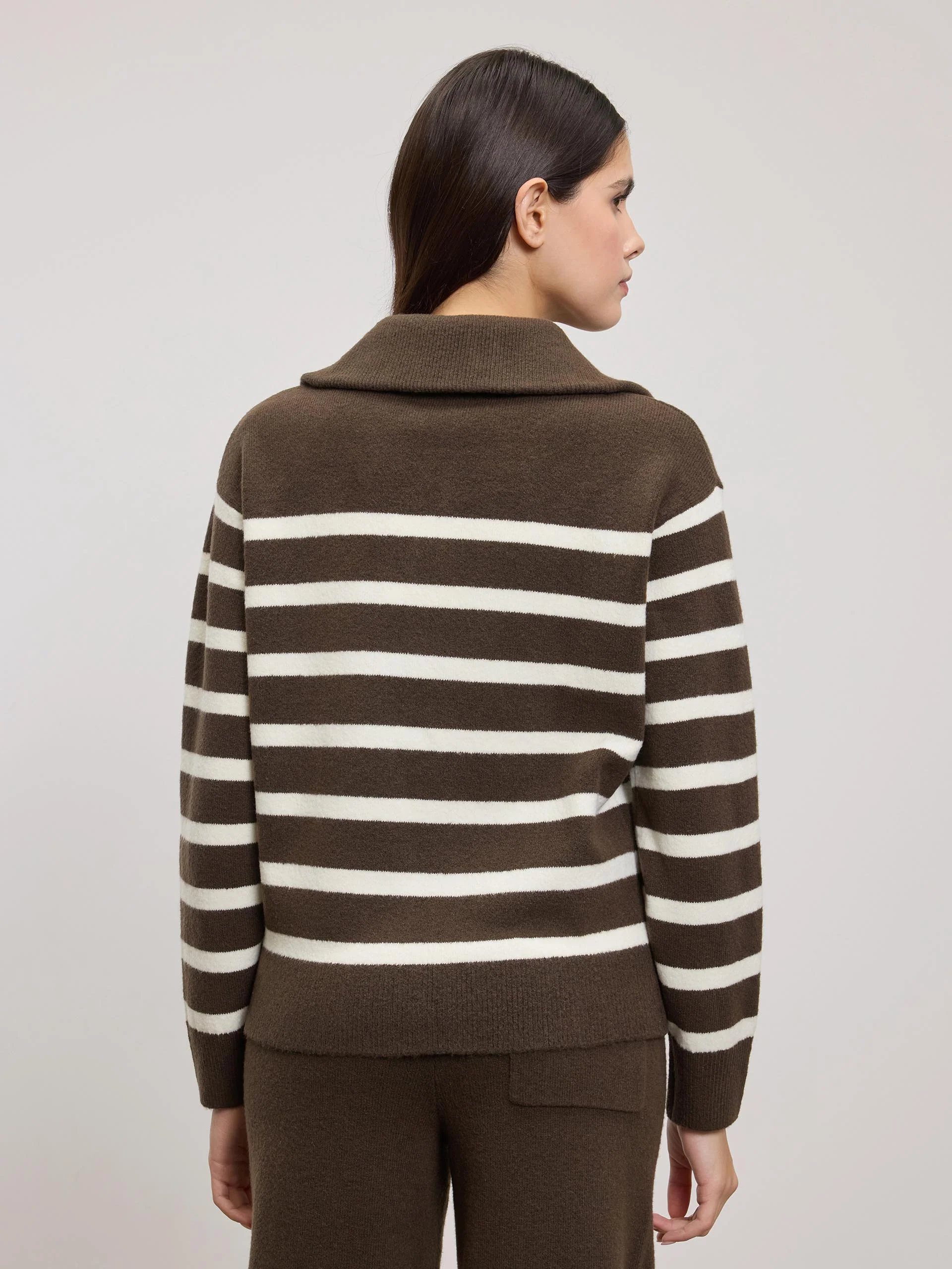 Womens Chunky Wool Stripe Half Zip in Brown White - Image 4