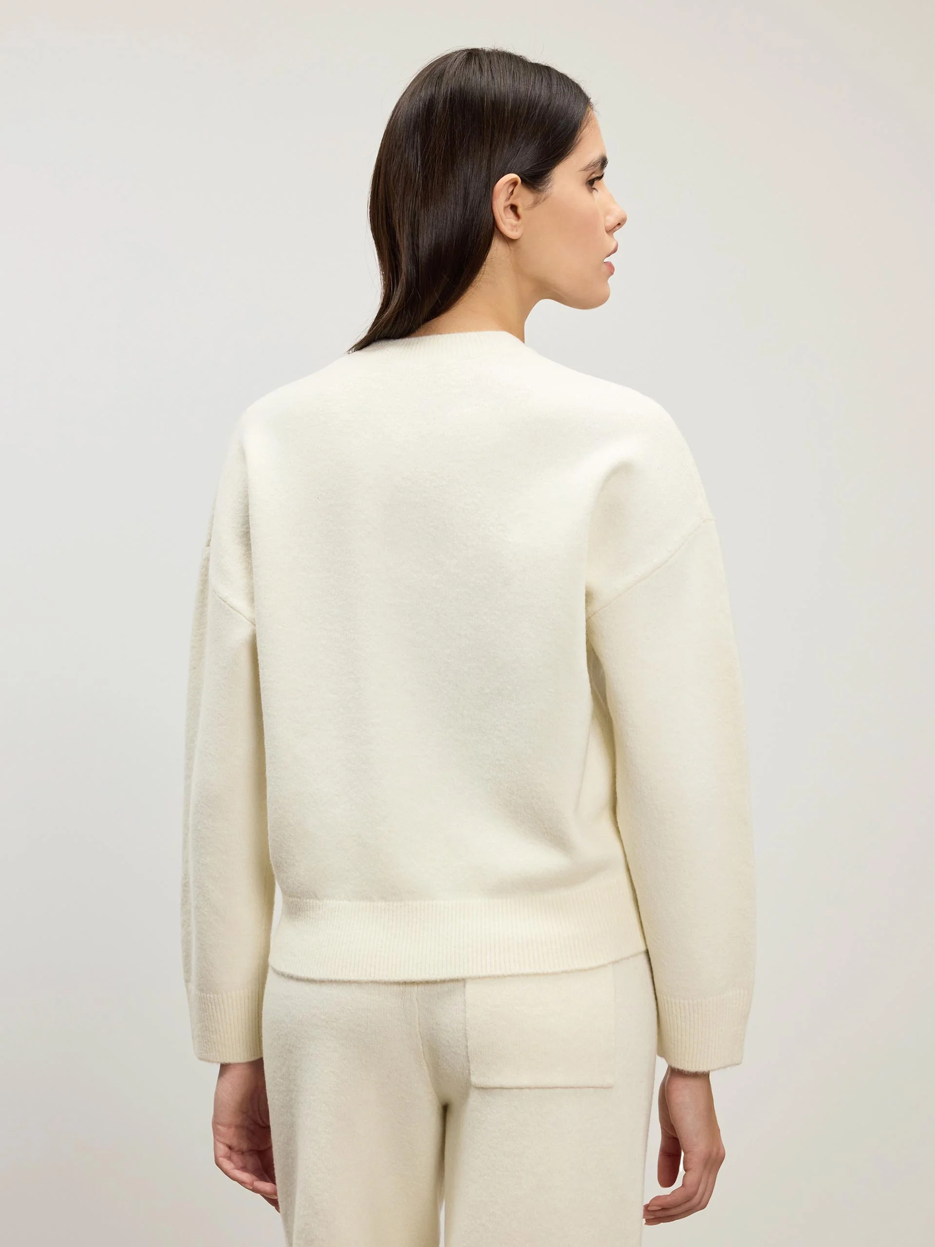 Womens Chunky Wool Sweatshirt in Ecru - Image 3