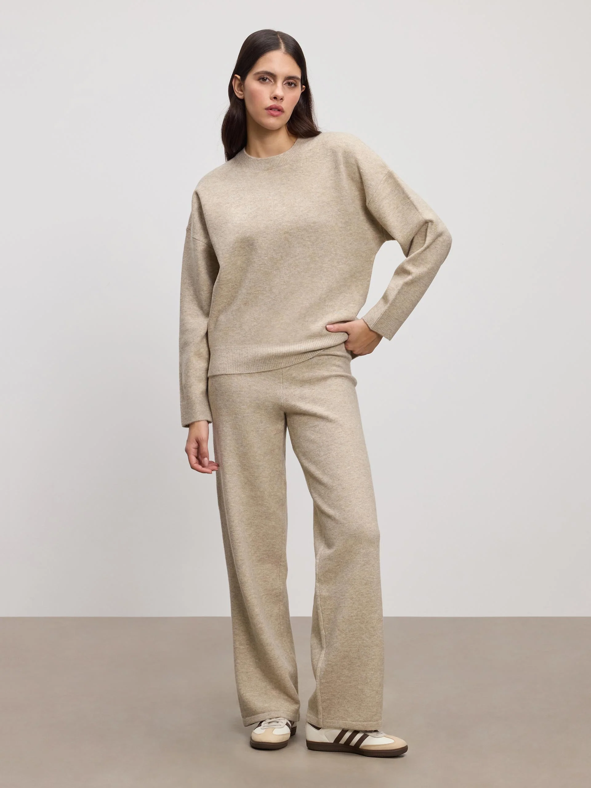 Womens Chunky Wool Sweatshirt in Stone - Image 3
