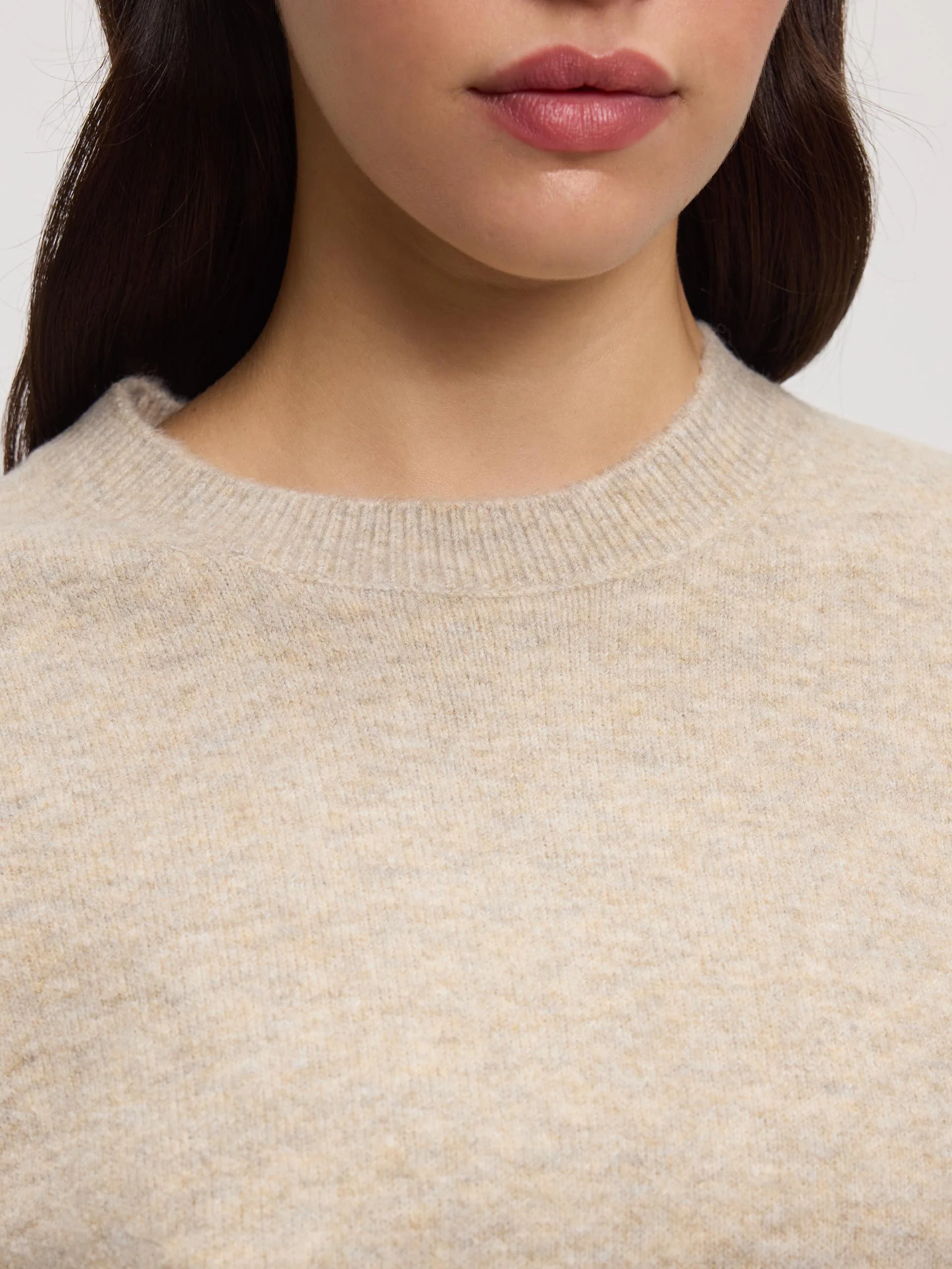 Womens Chunky Wool Sweatshirt in Stone - Image 4