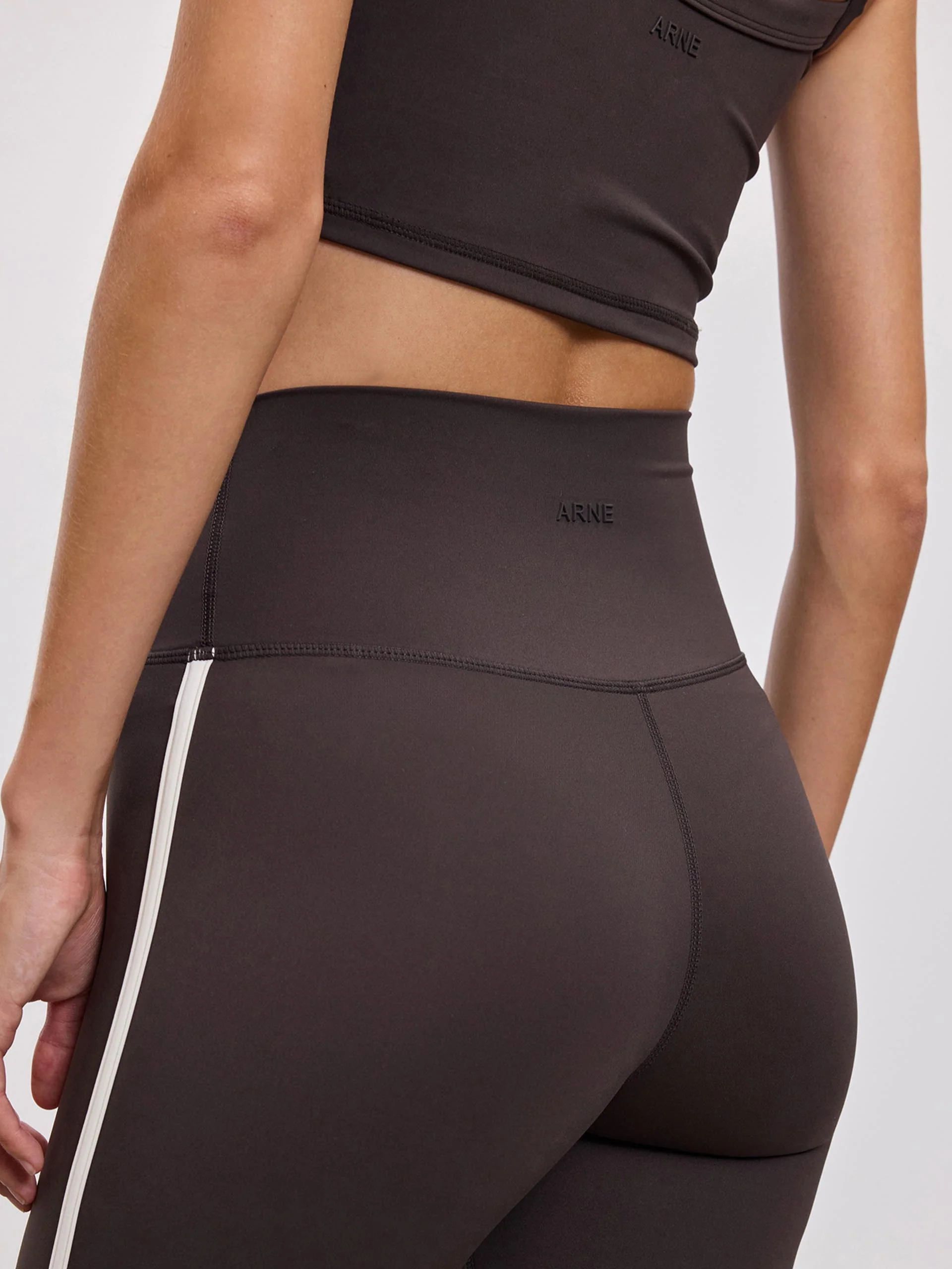 Womens Contrast Piping Active Legging in Brown - Image 5