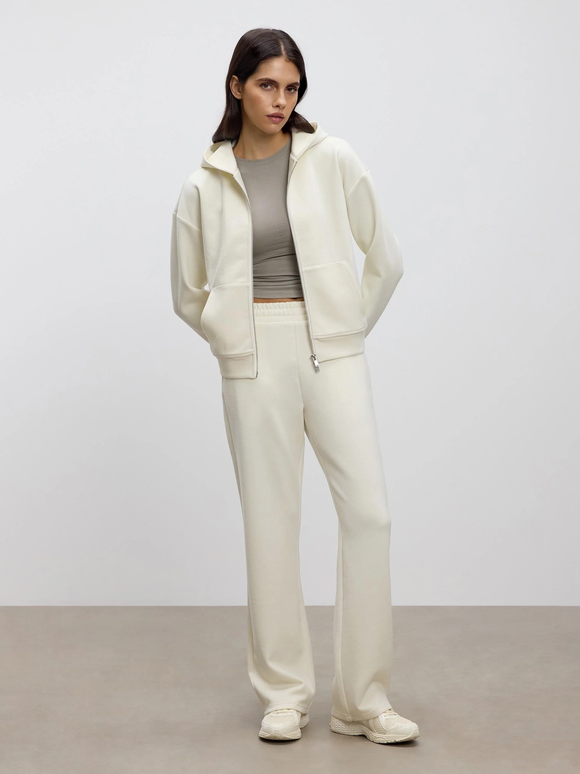 Womens Knitted Straight Leg Jogger in Ecru - Image 2