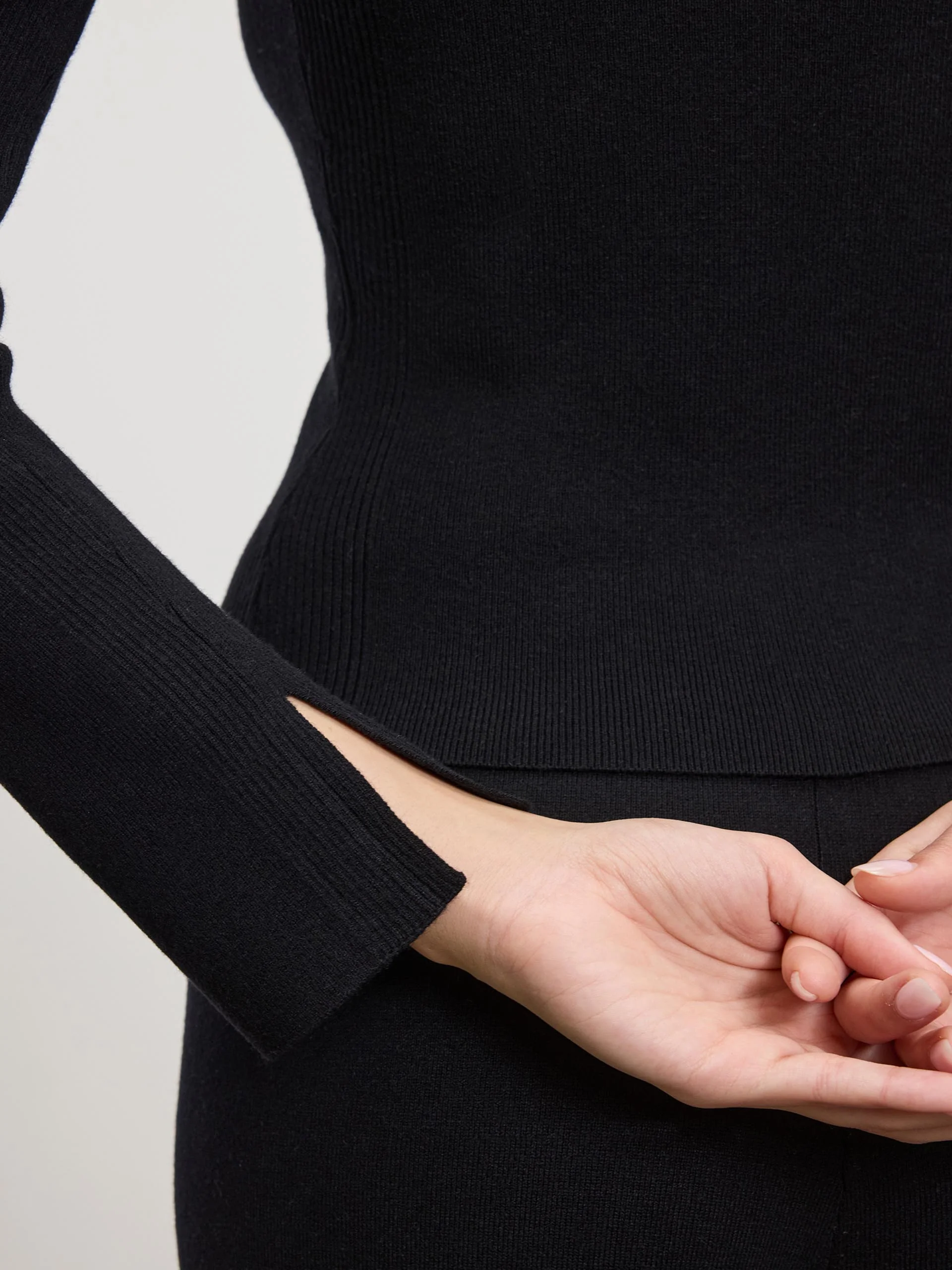Womens Light Knit Polo Shirt in Black - Image 4