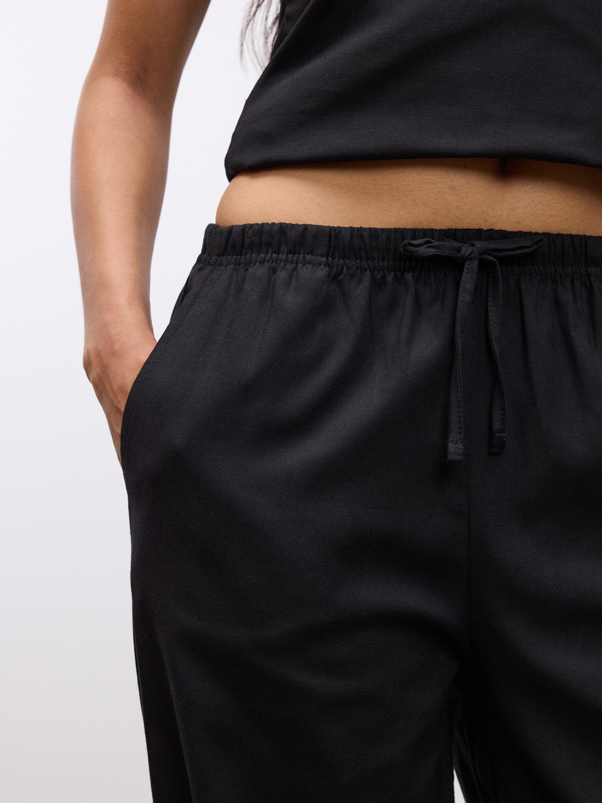 Womens Linen Trouser in Black - Image 4