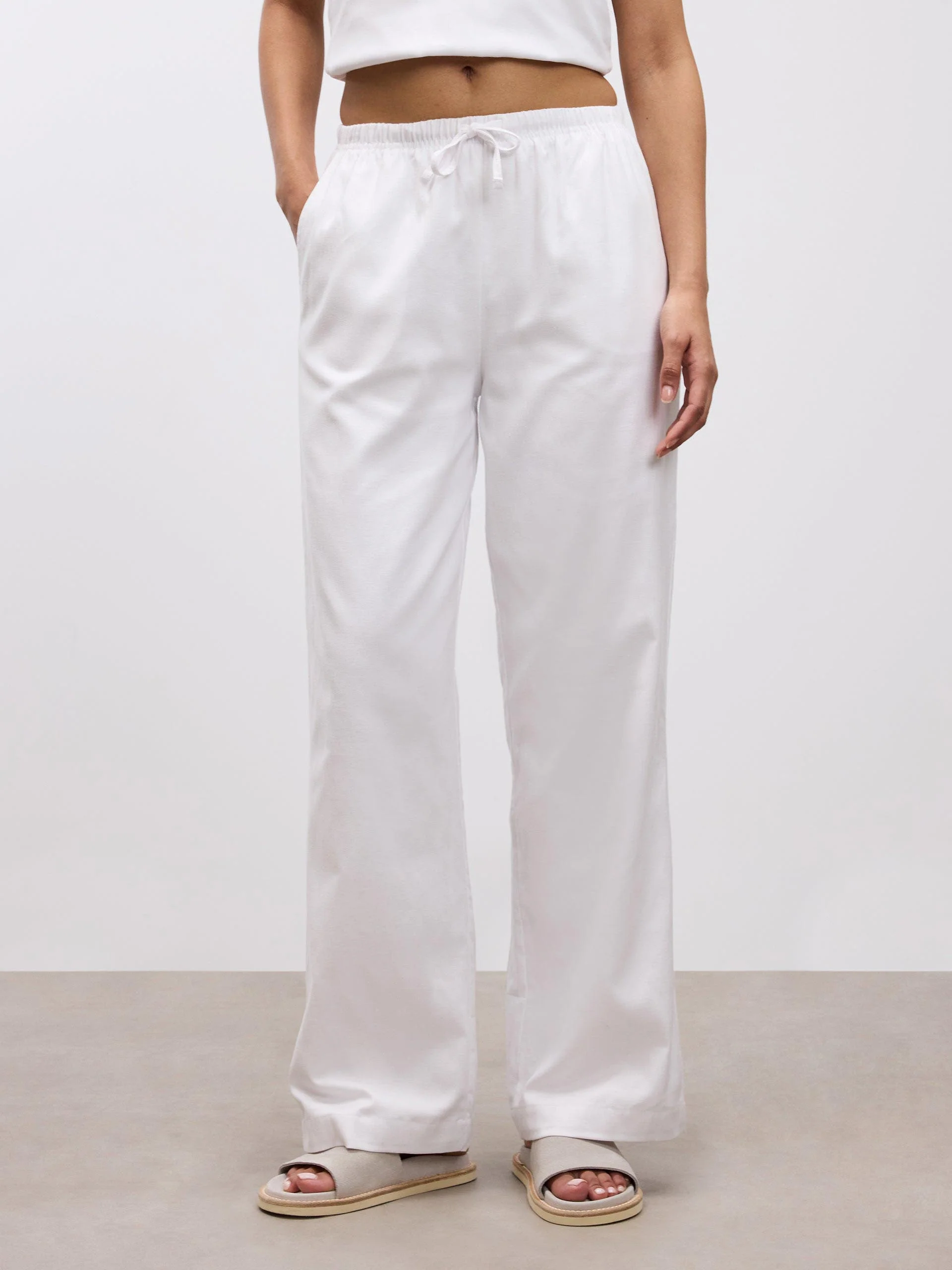Womens Linen Trouser in White - Image 5