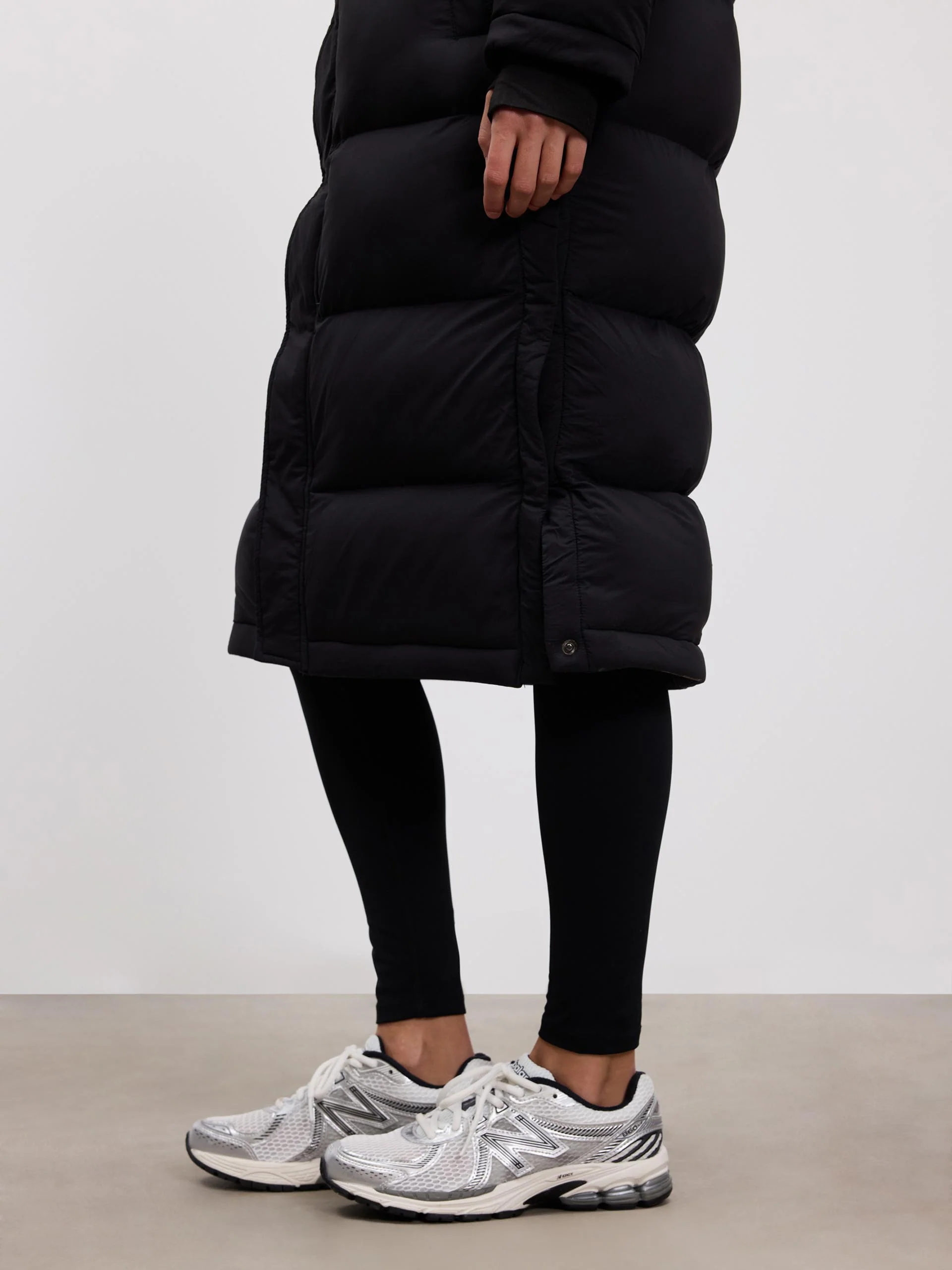 Womens Mid Length Puffer Jacket in Black - Image 3
