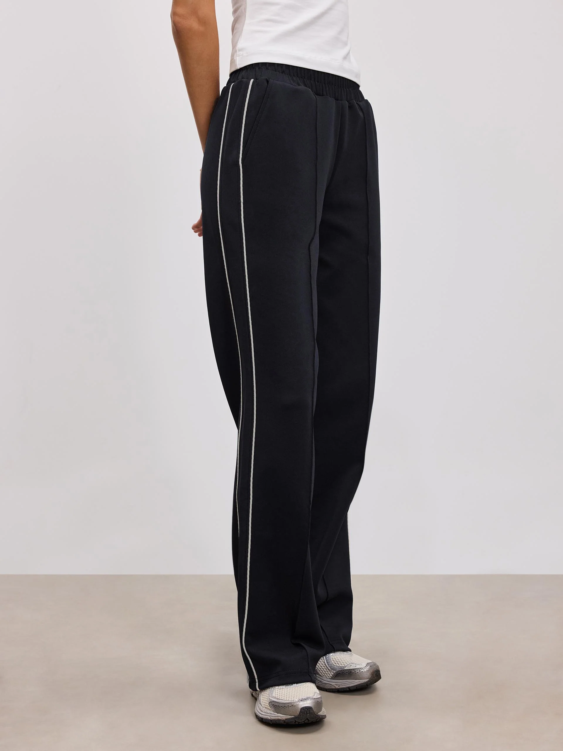 Womens Piping Track Pant in Midnight Navy - Image 6