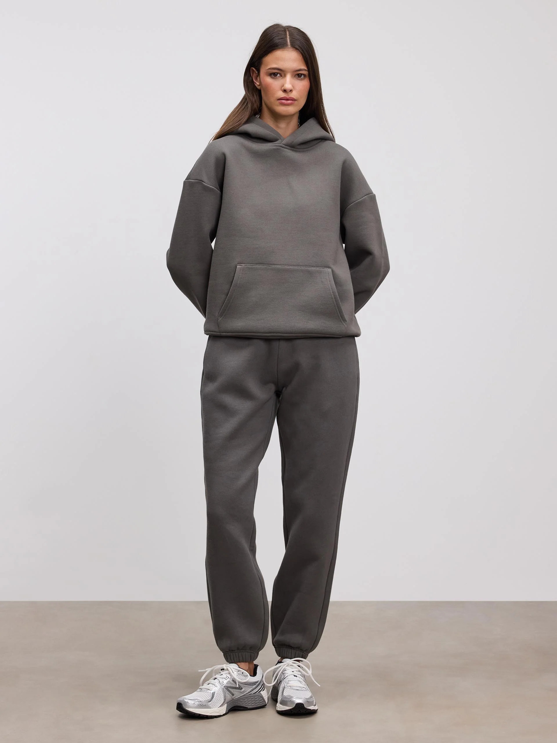 Womens Relaxed Cuffed Jogger in Grey - Image 2