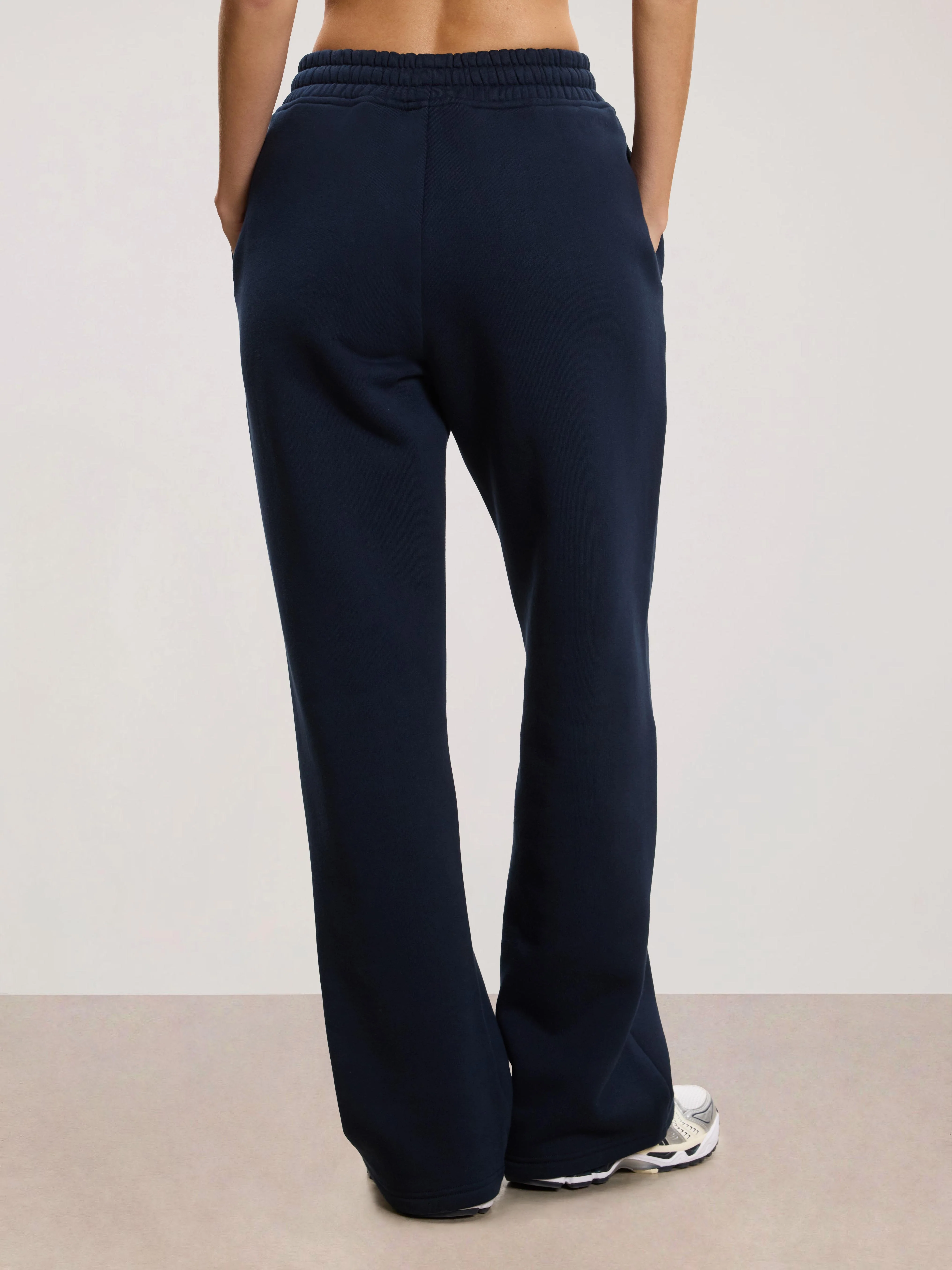 Womens Relaxed Straight Leg Jogger in Navy - Image 4