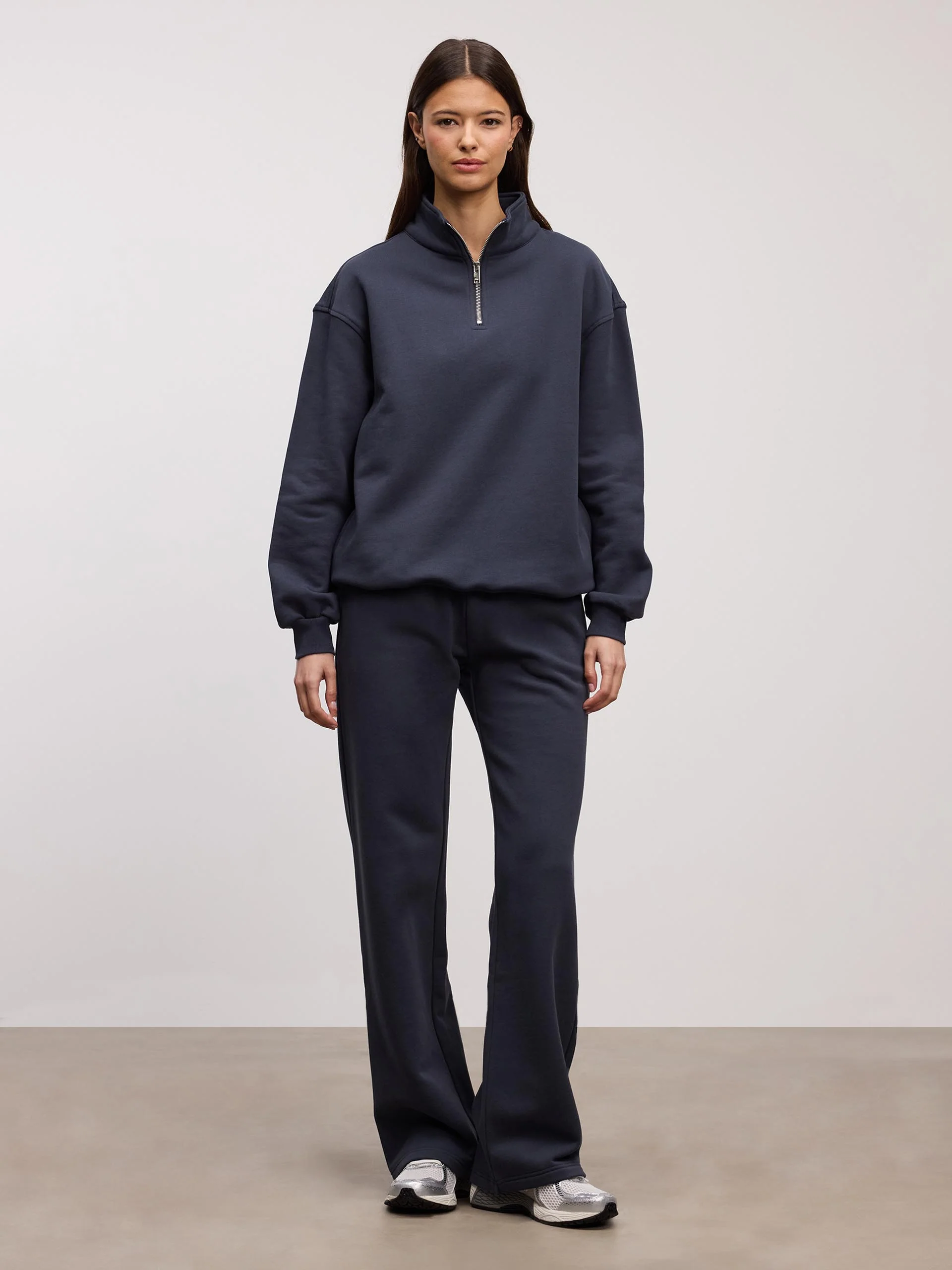 Womens Relaxed Straight Leg Jogger in Slate Blue - Image 3