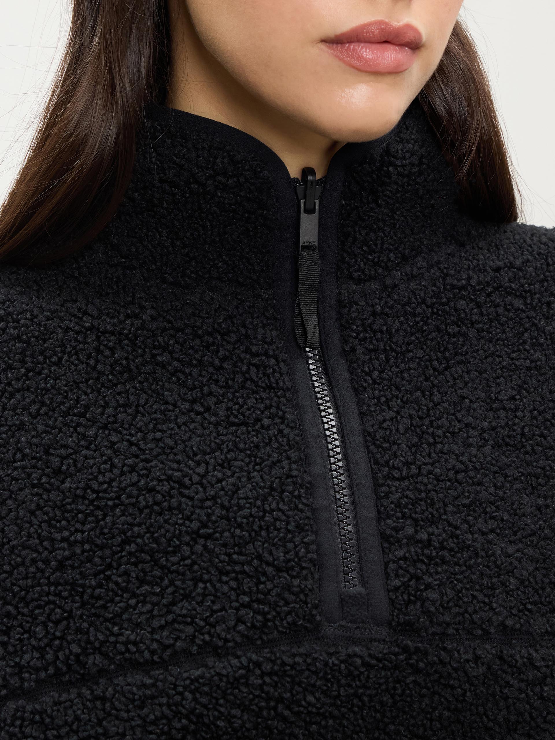 Womens Reversible Sherpa Fleece Half Zip in Black - Image 5