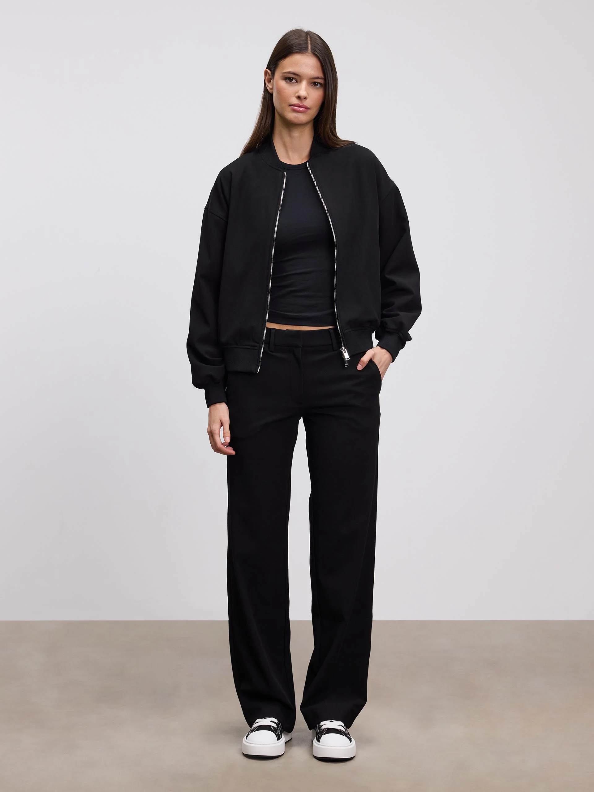 Womens Smart Tailored Trouser in Black - Image 2