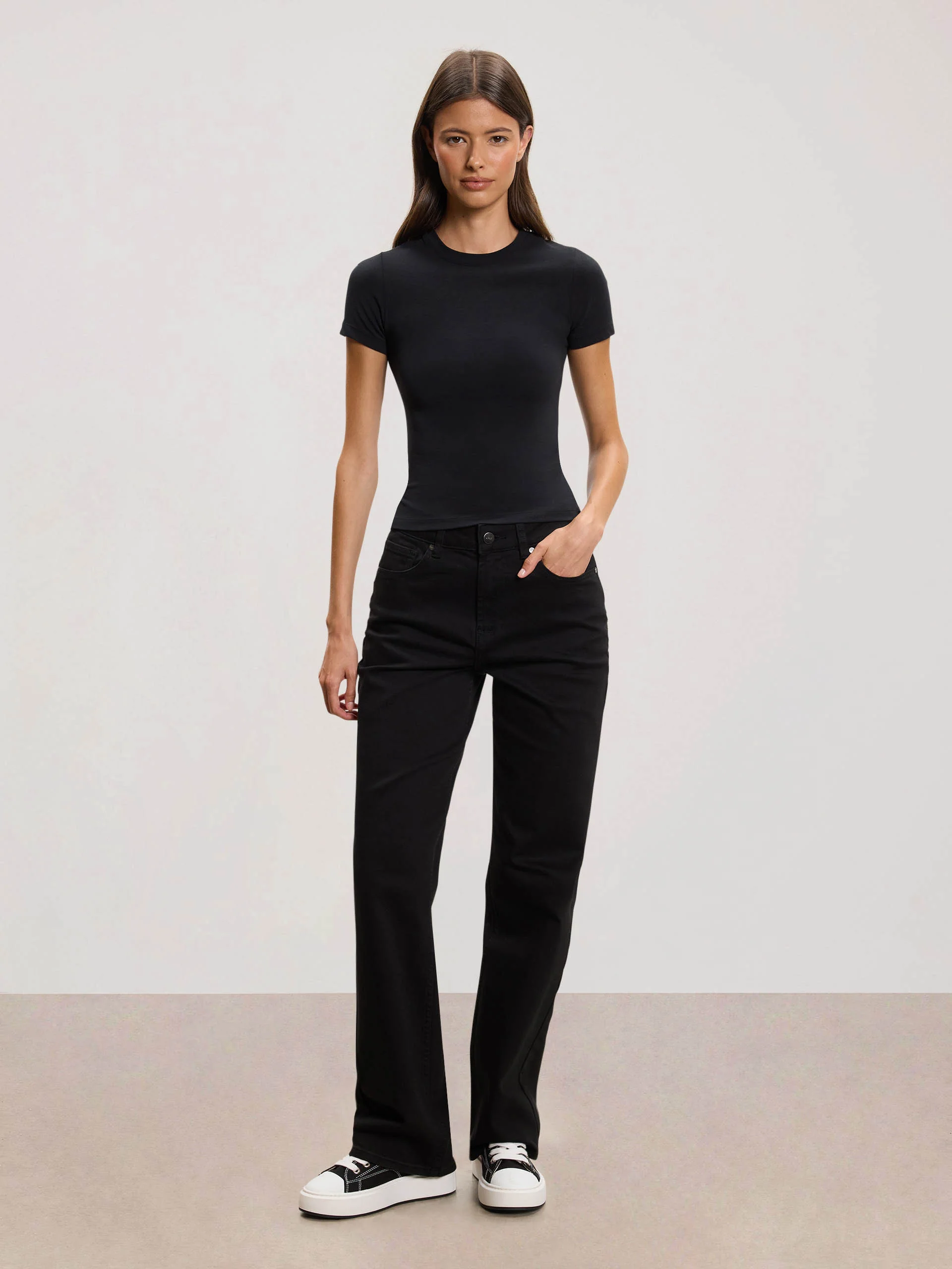 Womens Straight Leg Denim Jeans in Black - Image 2