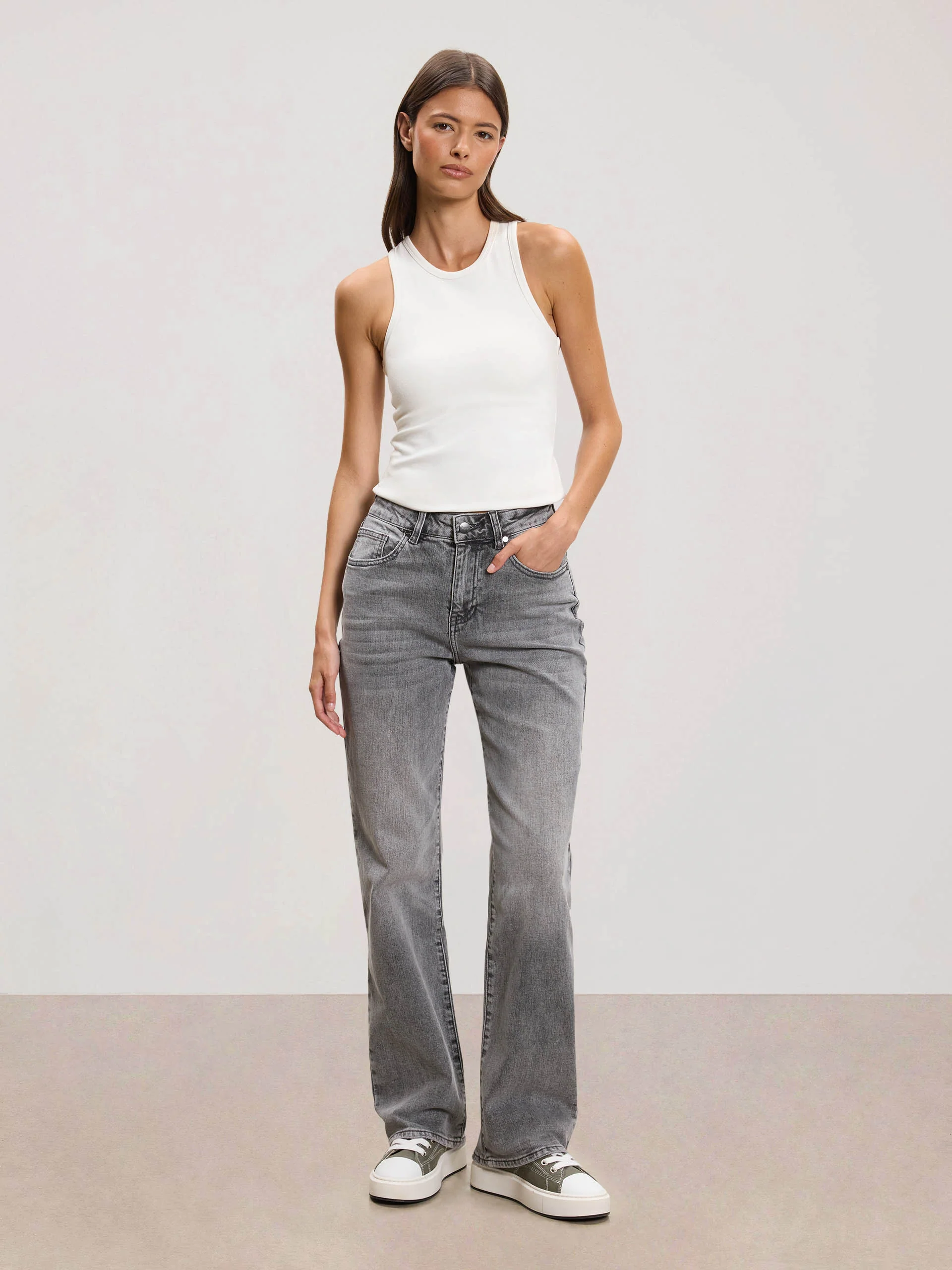 Womens Straight Leg Denim Jeans in Grey Wash - Image 2