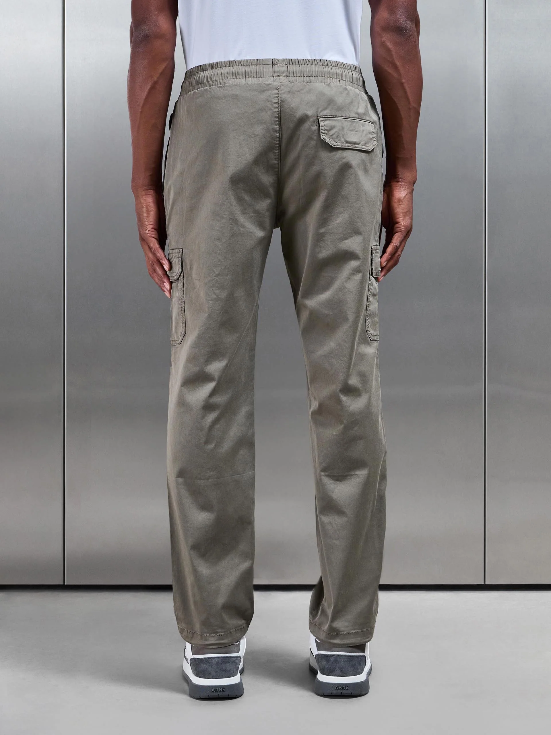 Worker Cargo Pant in Olive - Image 4