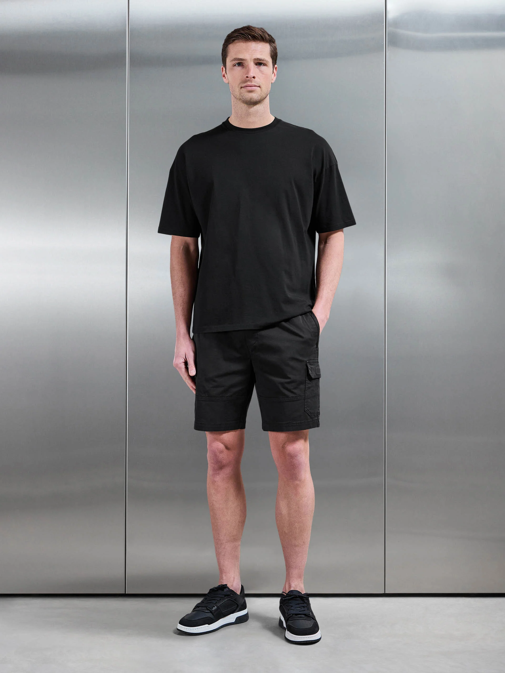 Worker Cargo Short in Black - Image 2