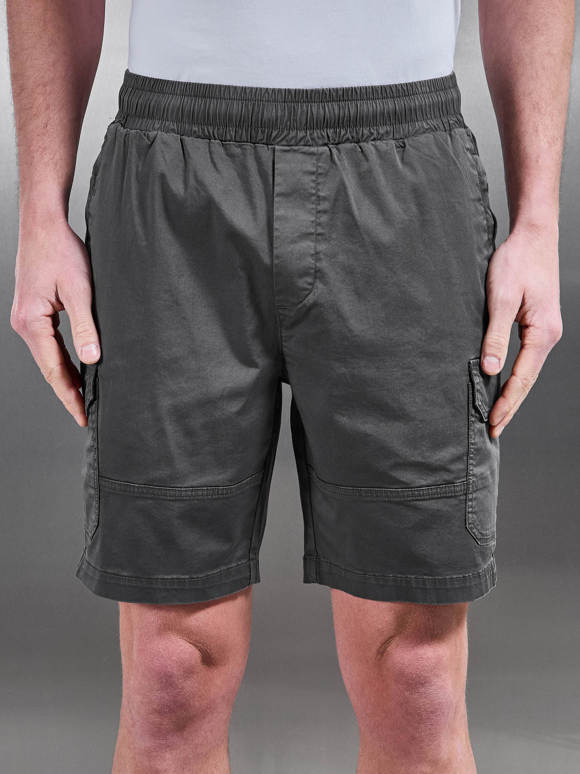 Worker Cargo Short in Grey - Image 5
